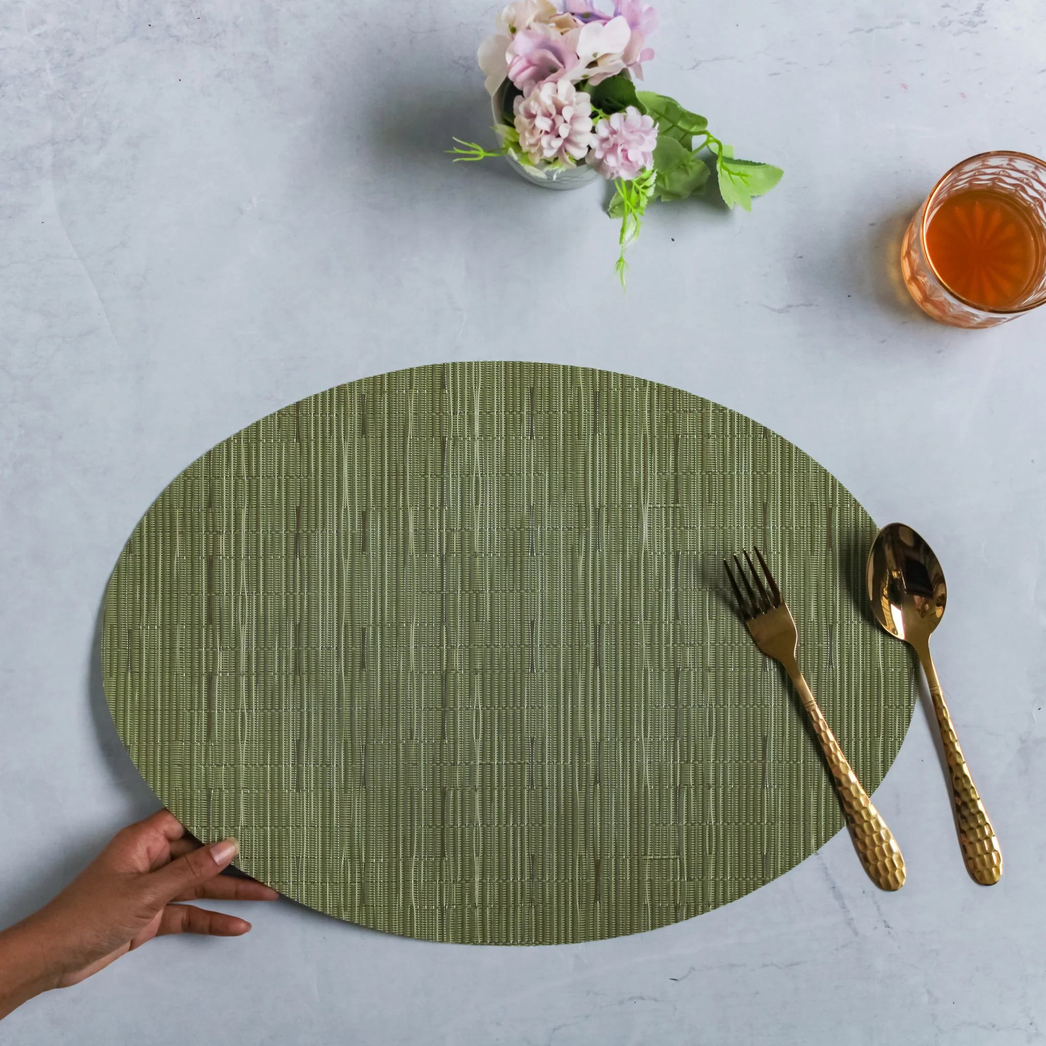 Oval Table Mat Green Set of 2 - Image 5