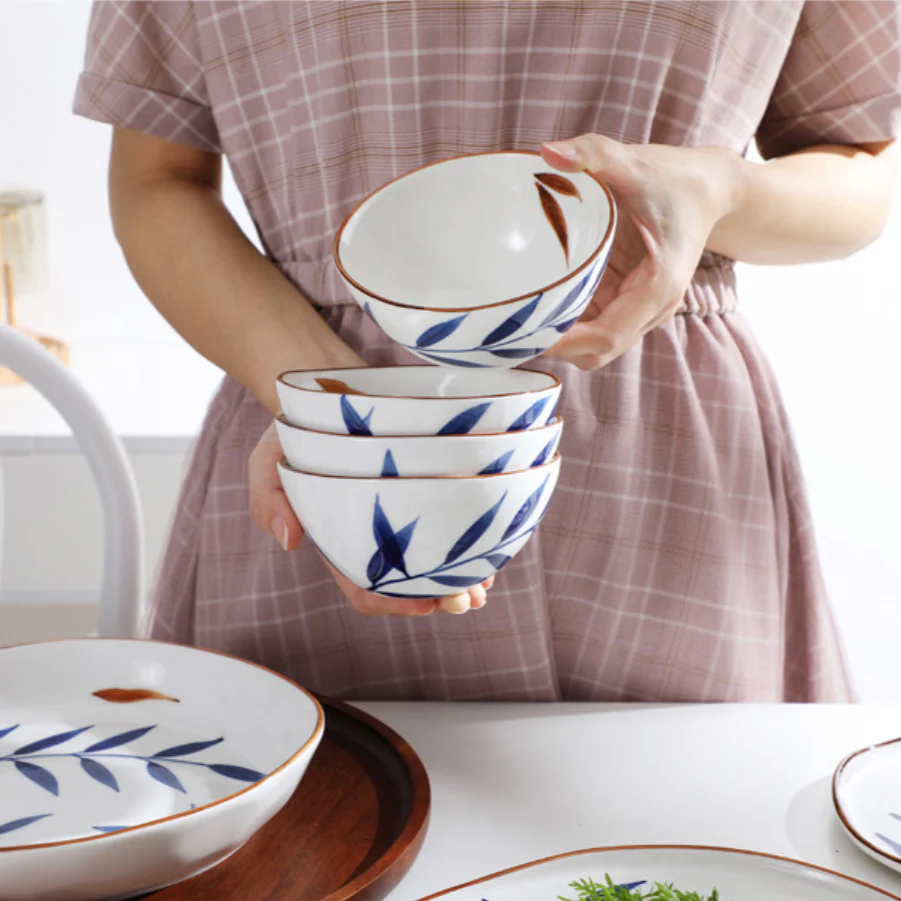 Palm Leaf Bowls - Image 3