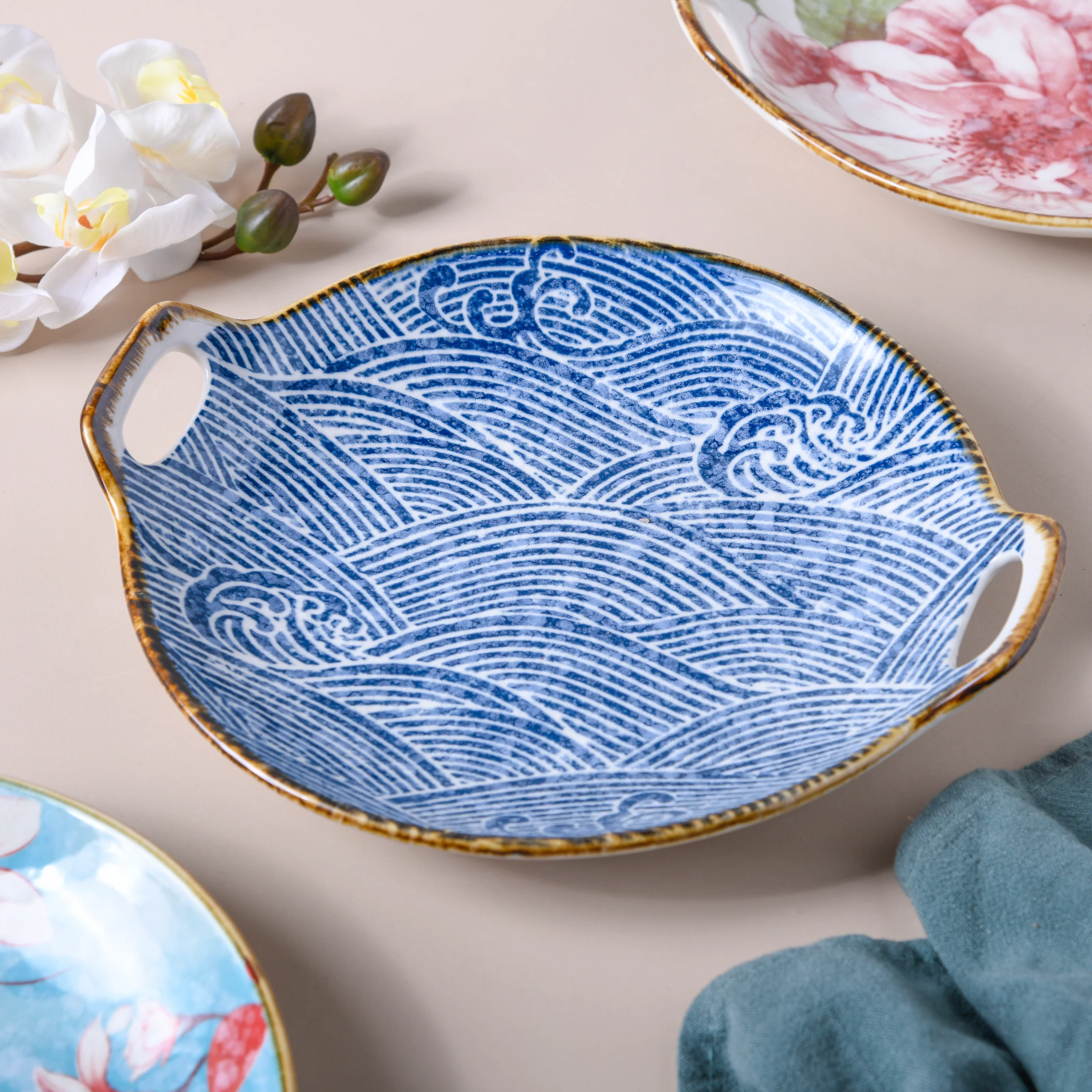 Patterned Baking Plate - Image 5