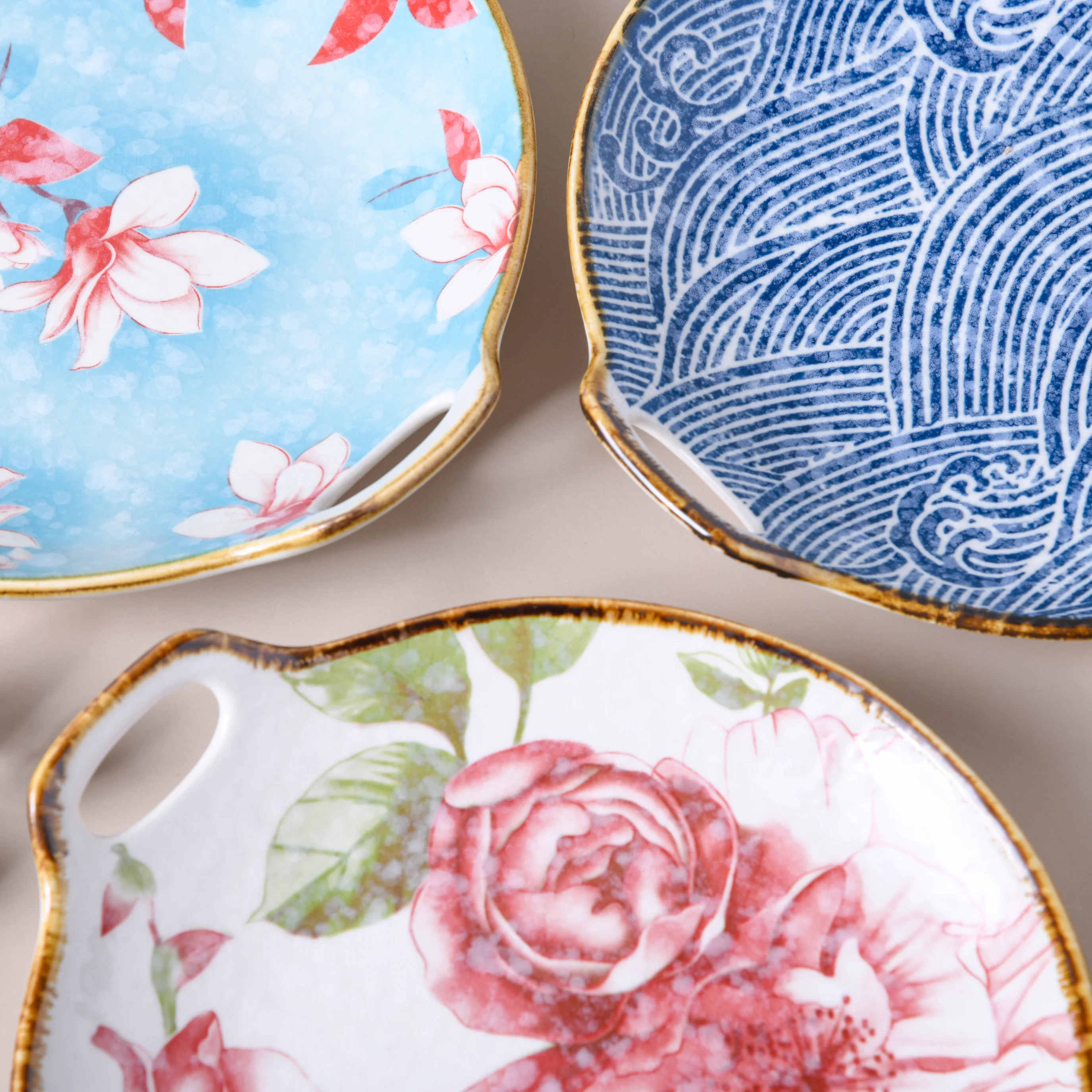 Patterned Baking Plate - Image 7