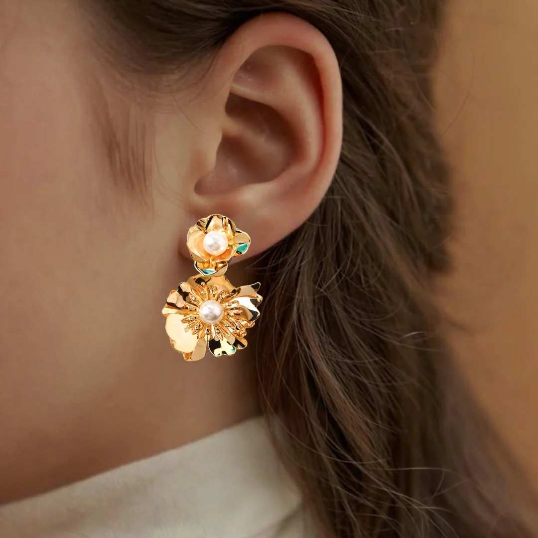 Pearl Blossom Earrings Gold - Image 5