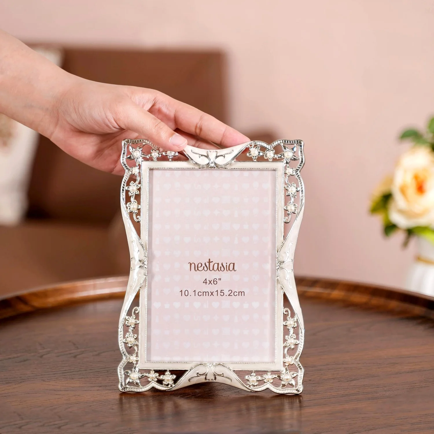 Pearl Cutwork Photo Frame Small 10x15cm - Image 3