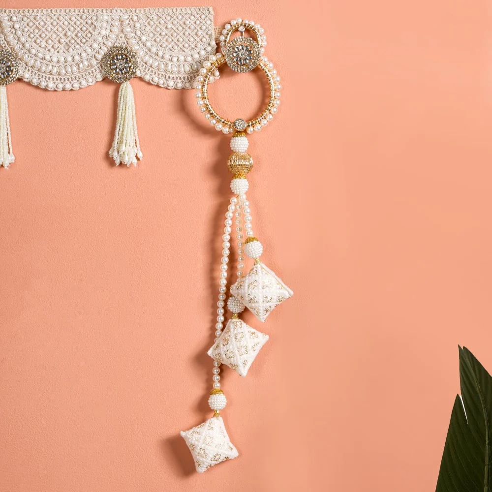 Pearl Toran and Door Hanging Set of 3 Off-White - Image 5