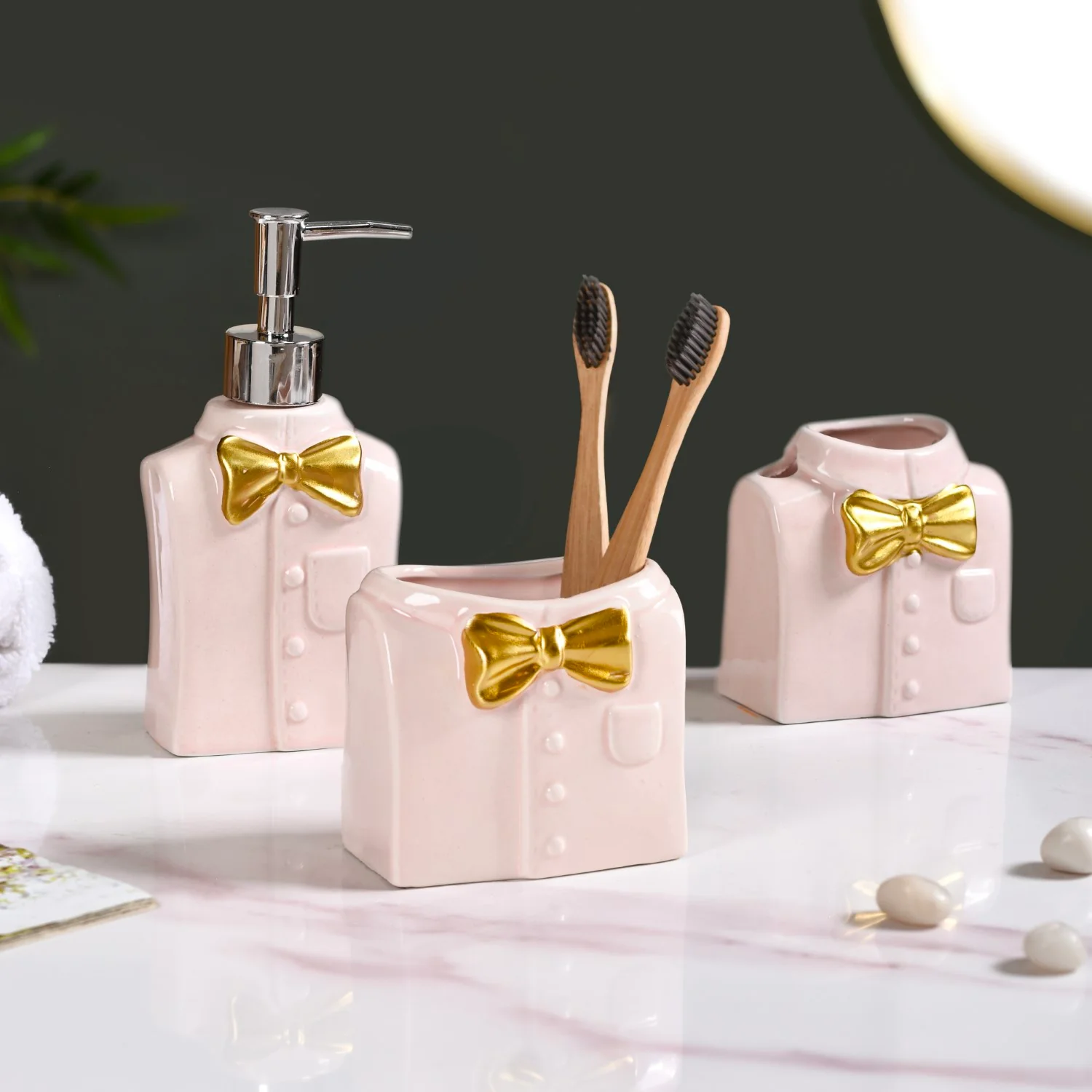 Pink Gloss Bowtie Shirt Ceramic Bath Set Of 3