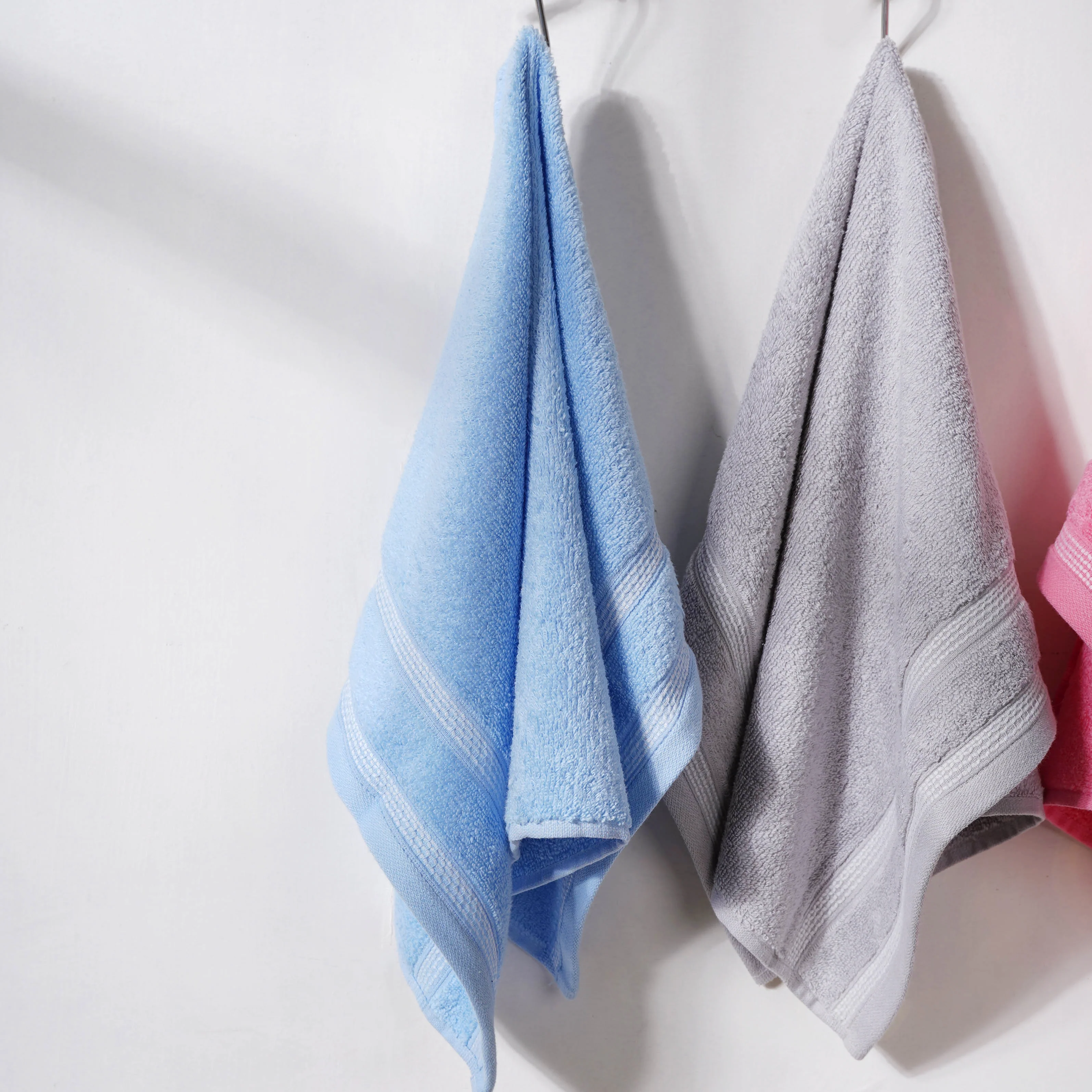 Plushy Soft 100% Cotton Hand Towel Set of 4 - Image 6