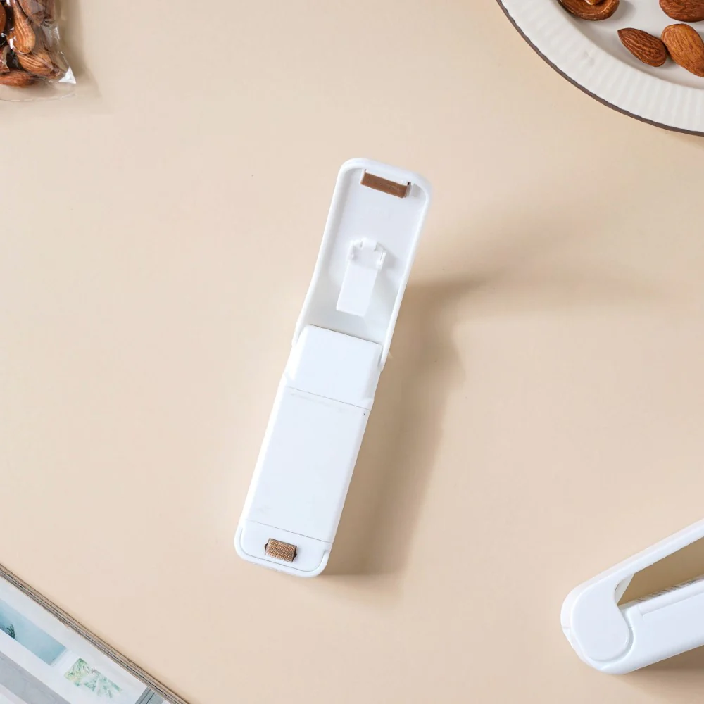 Portable Mini Sealing Machine - Image 3
