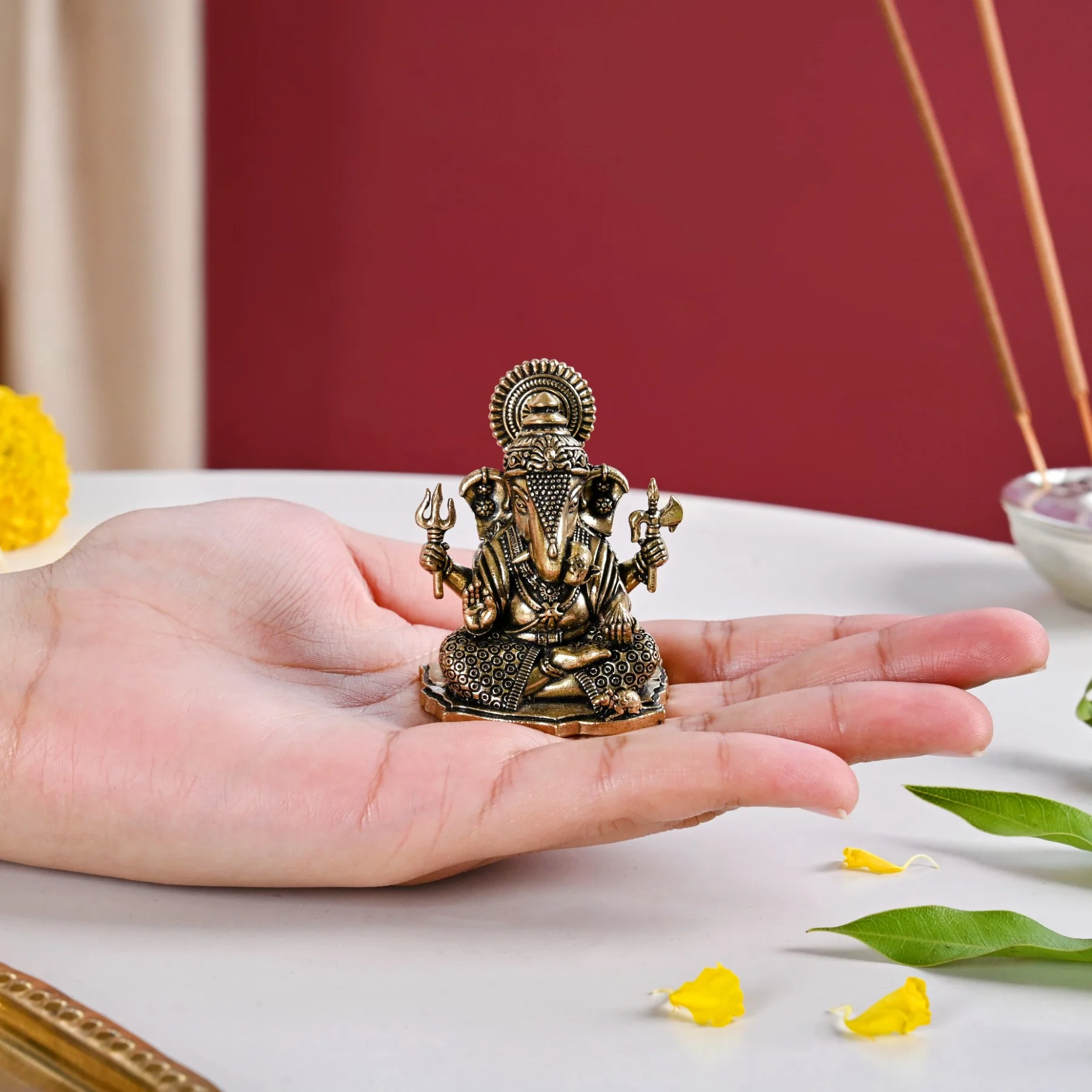 Pure Brass Ganesh Idol With Gift Box 5cm - Image 3