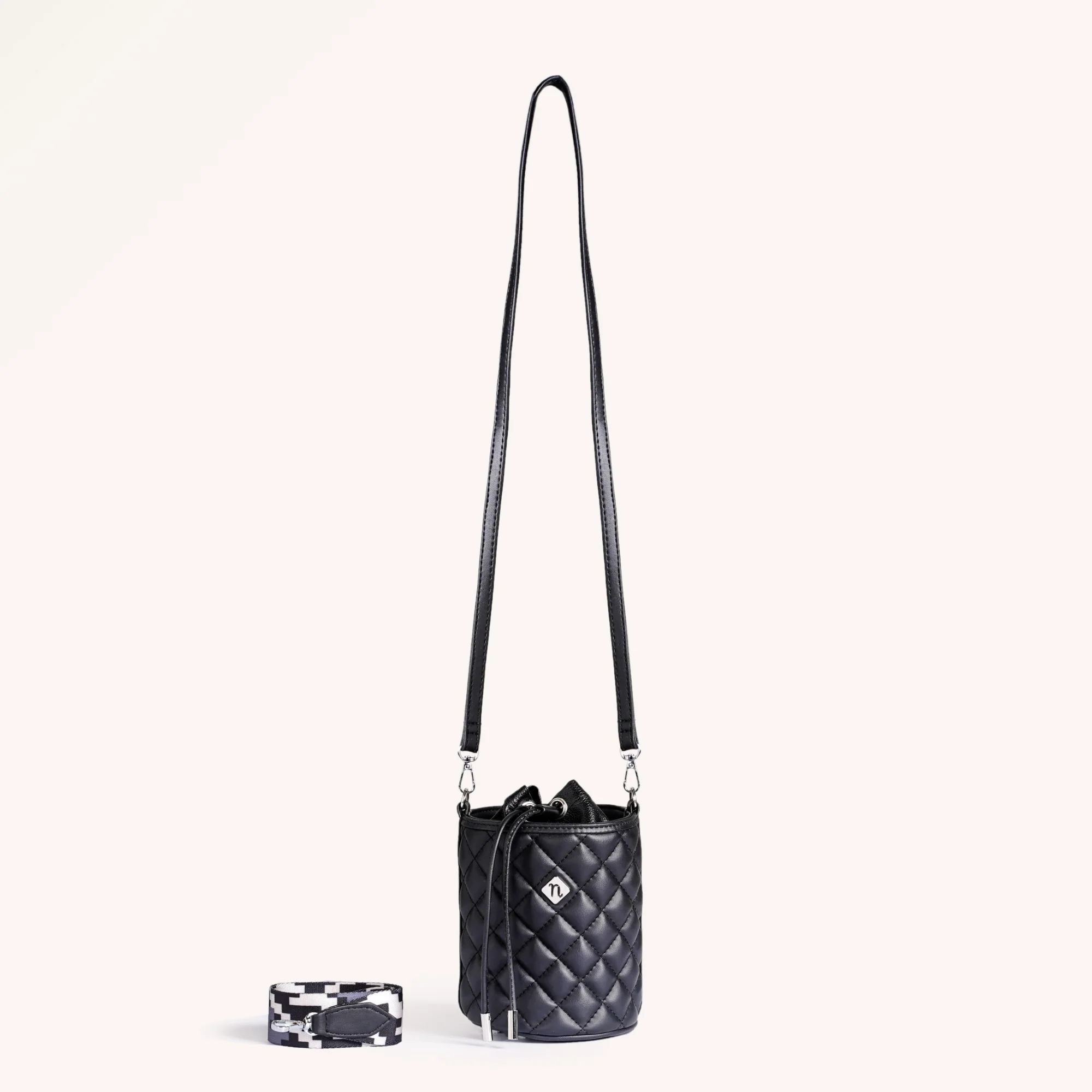 Quilted Bucket Bag Black - Image 8