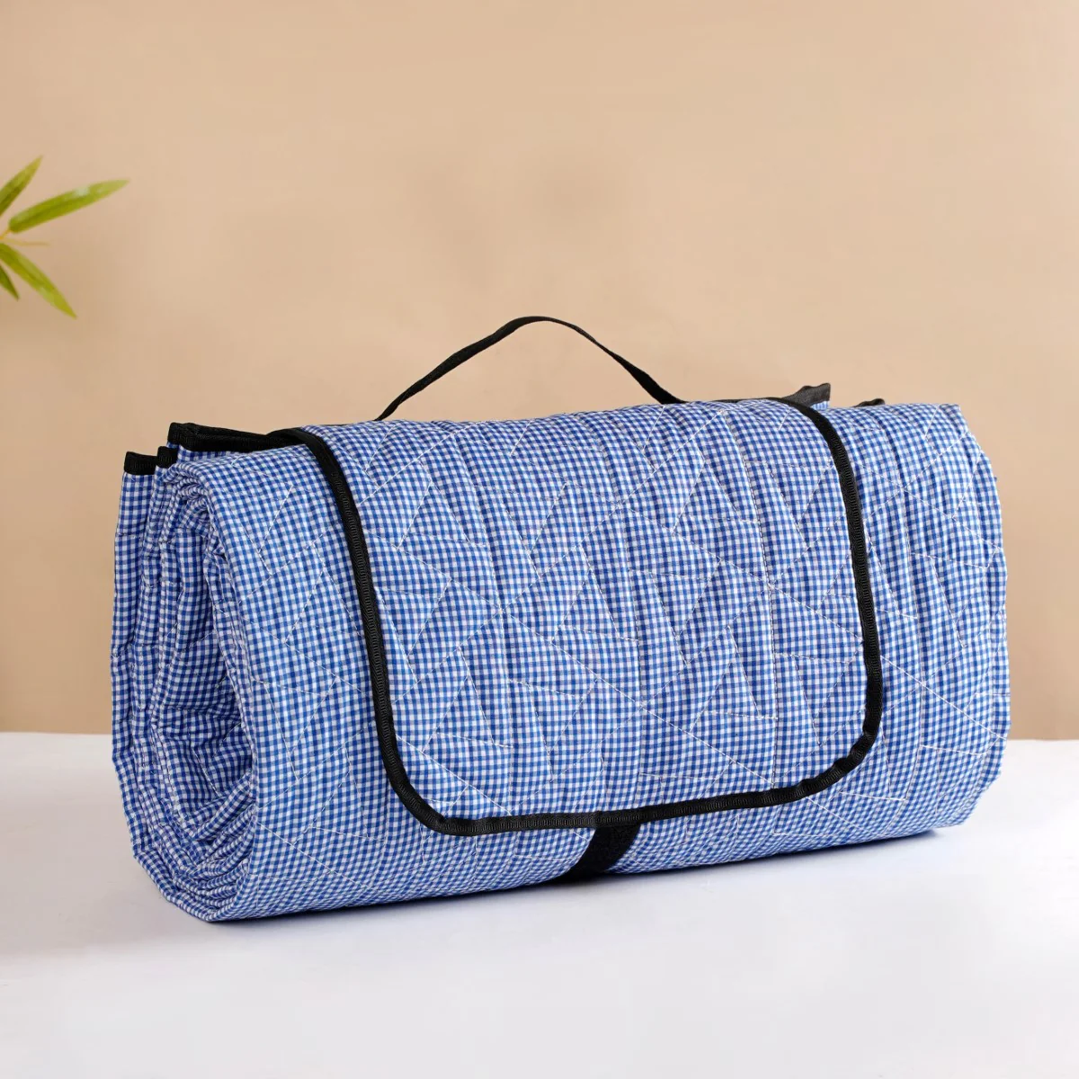 Quilted Foldable Picnic Mat 84x60 Inch - Image 3