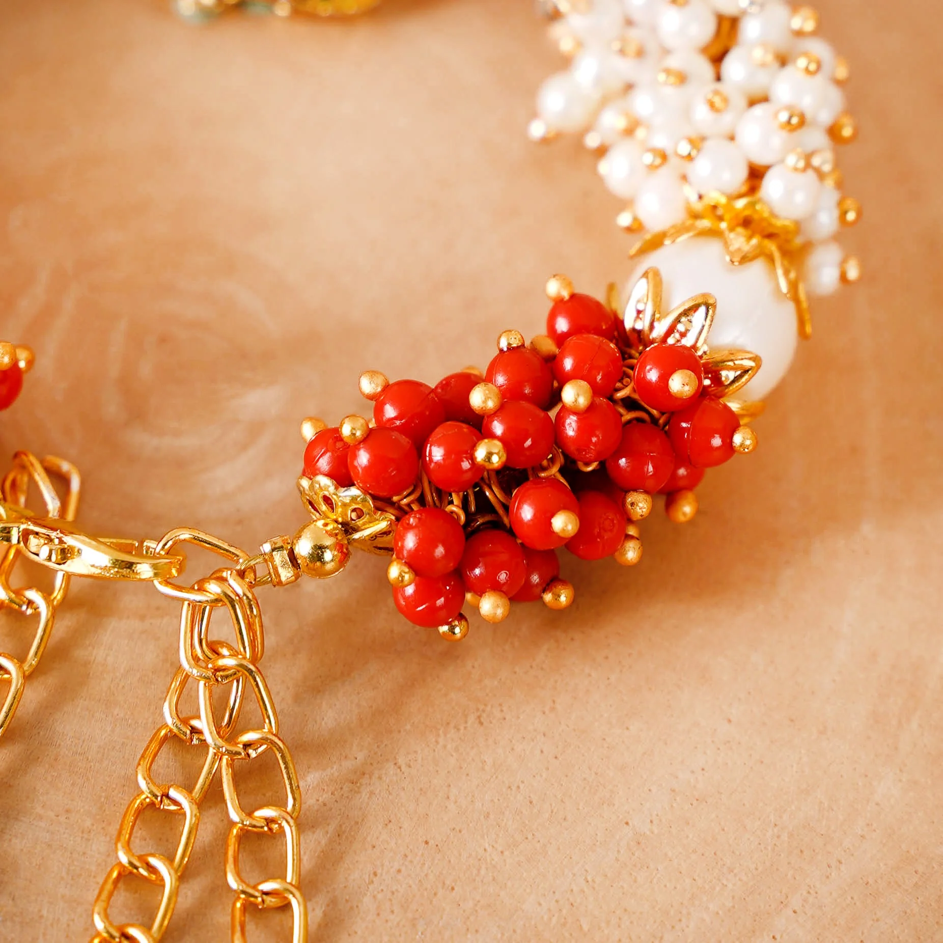 Radha Krishna Rakhi Gift Set For Bhaiya Bhabhi - Image 9