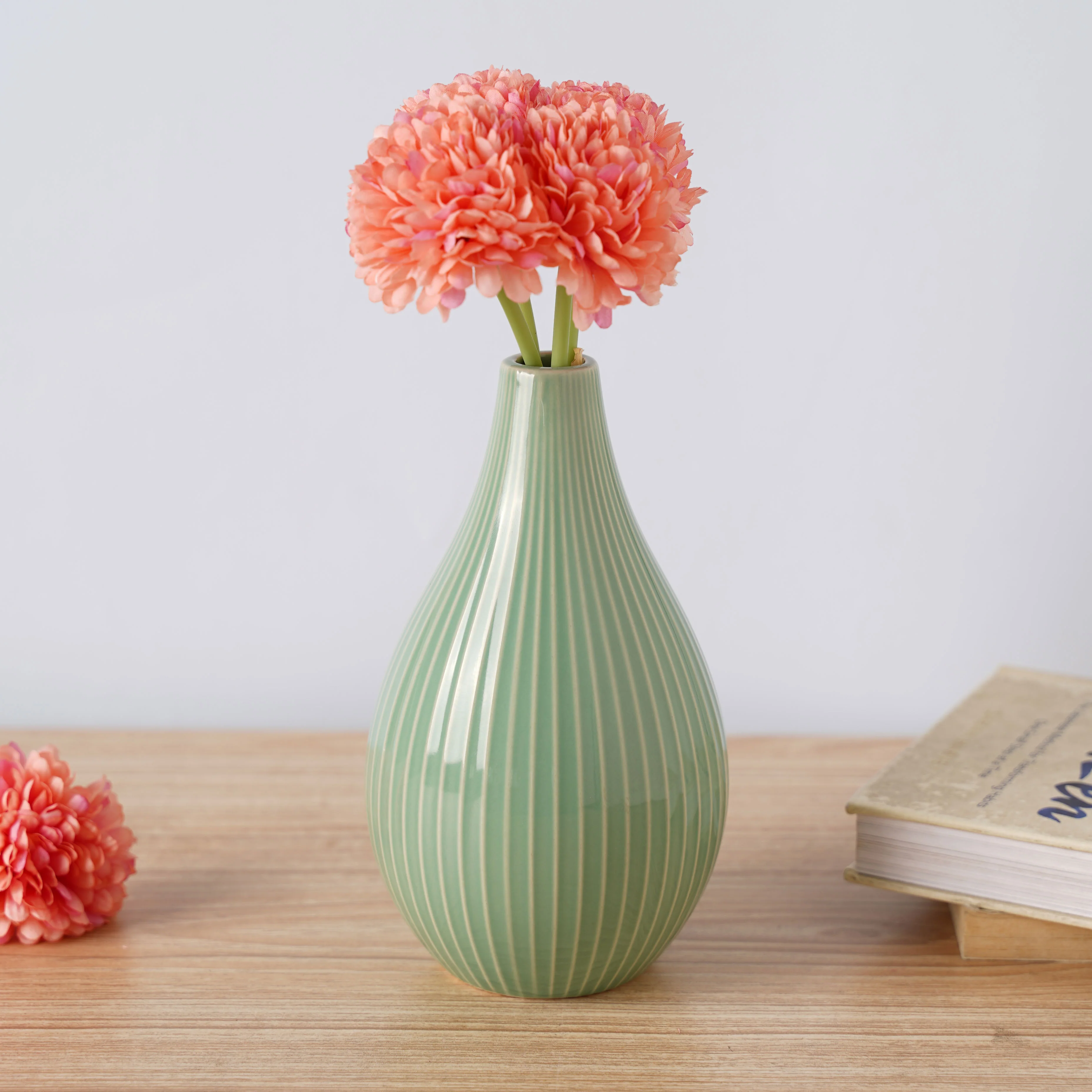 Raindrop Ceramic Vase - Image 4