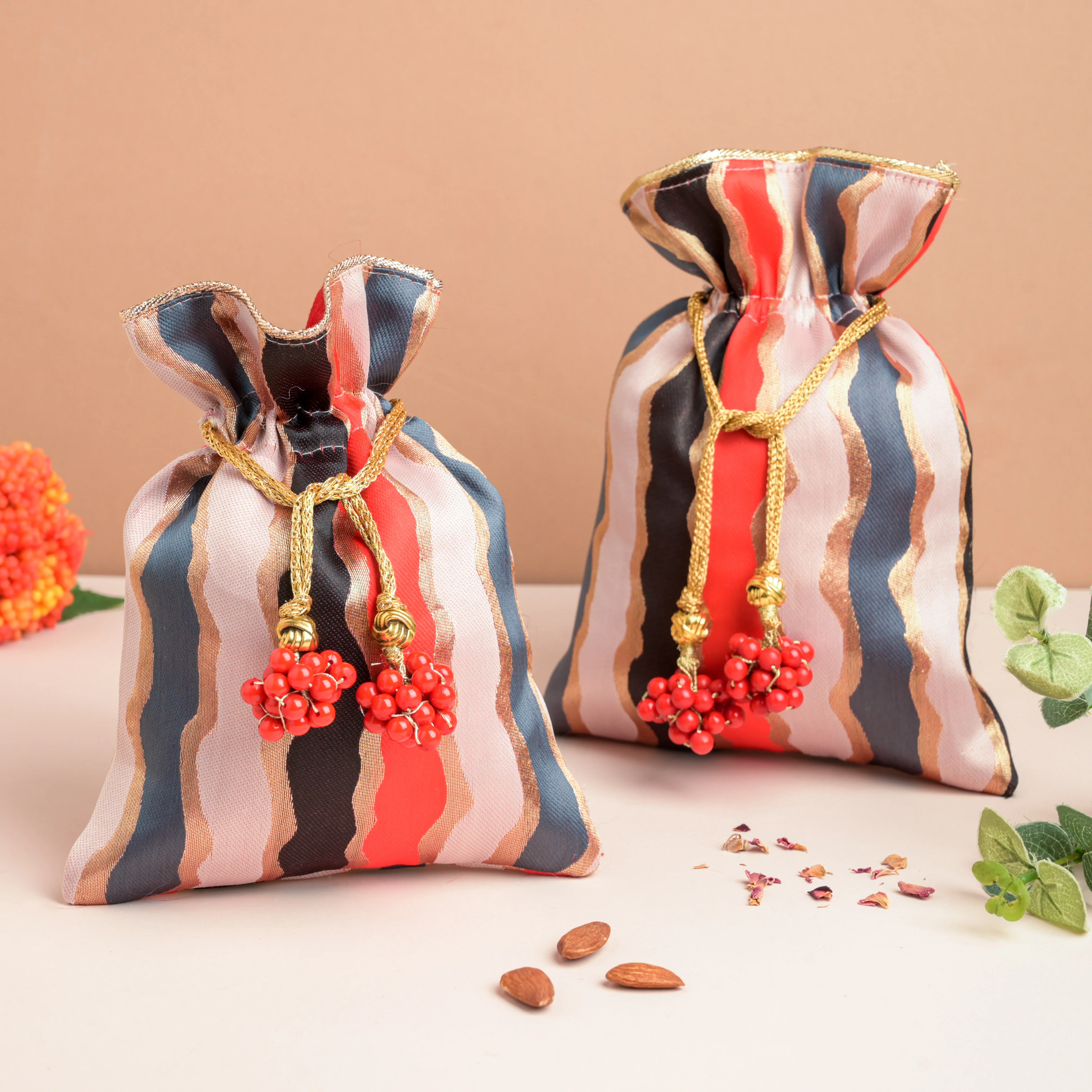Red And Gold Festive Potli Set Of 2 - Image 4