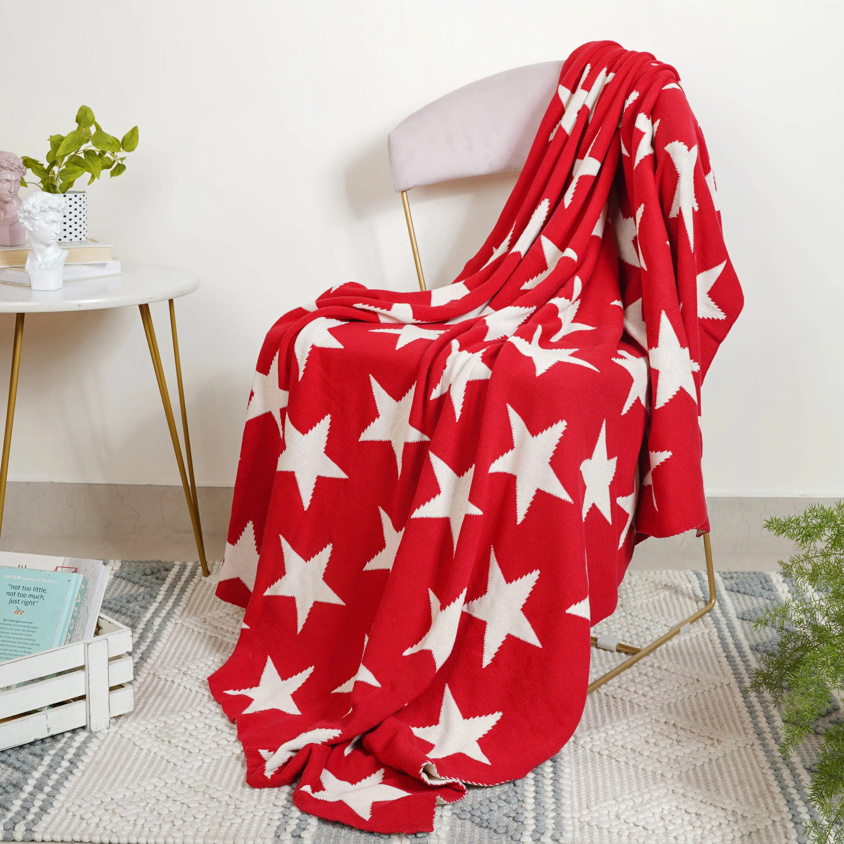 Red Star Throw - Image 3