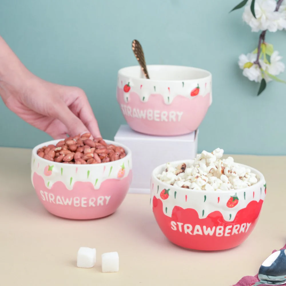 Red Strawberry Side Bowl 400 ml - Image 9