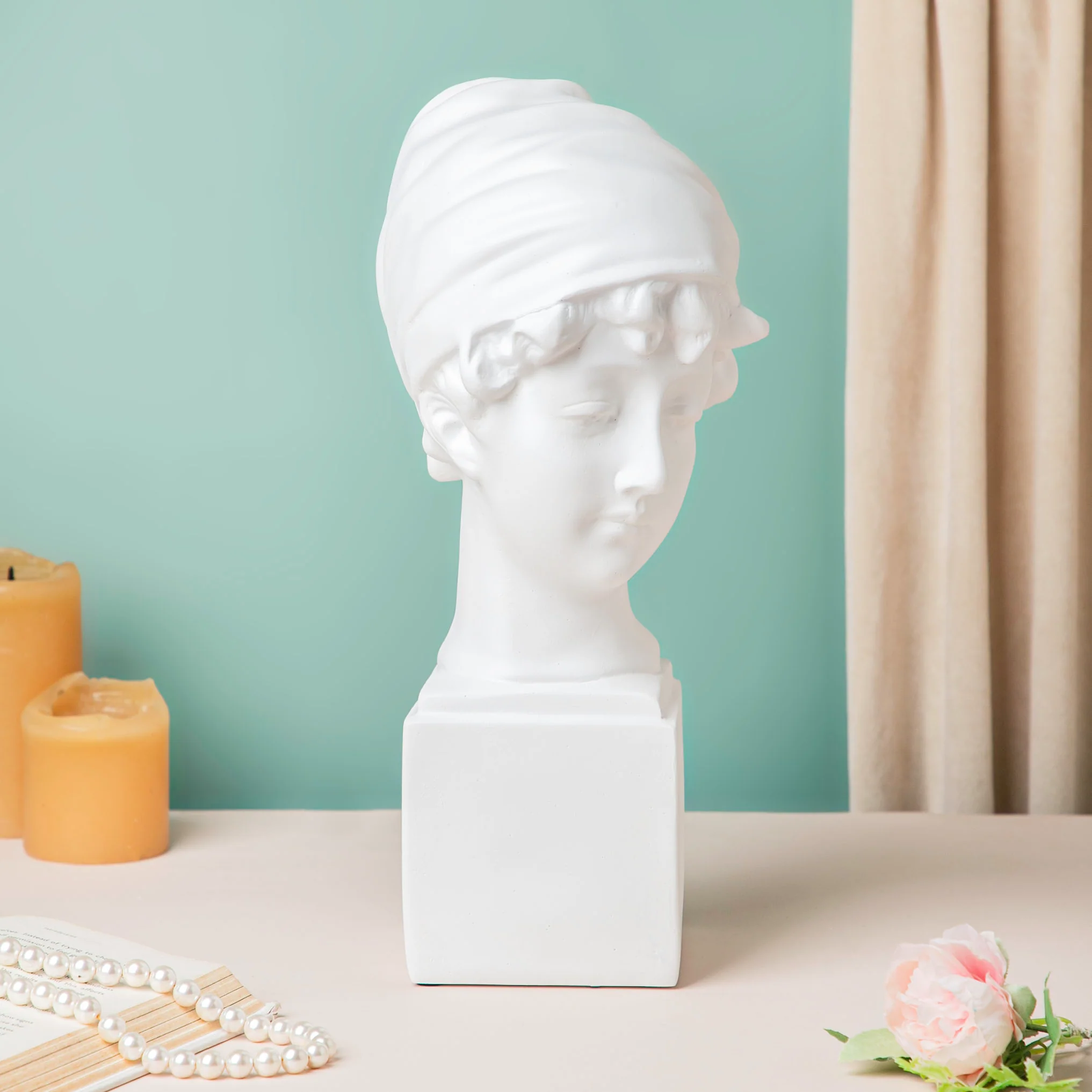 Resin Sculpture - Image 5
