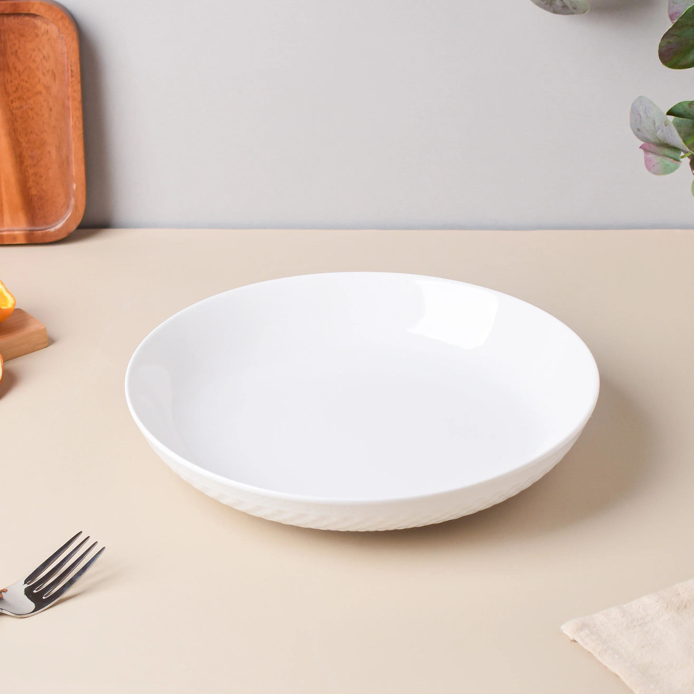 Riona Textured Ceramic Deep Dish White 9 Inch - Image 3