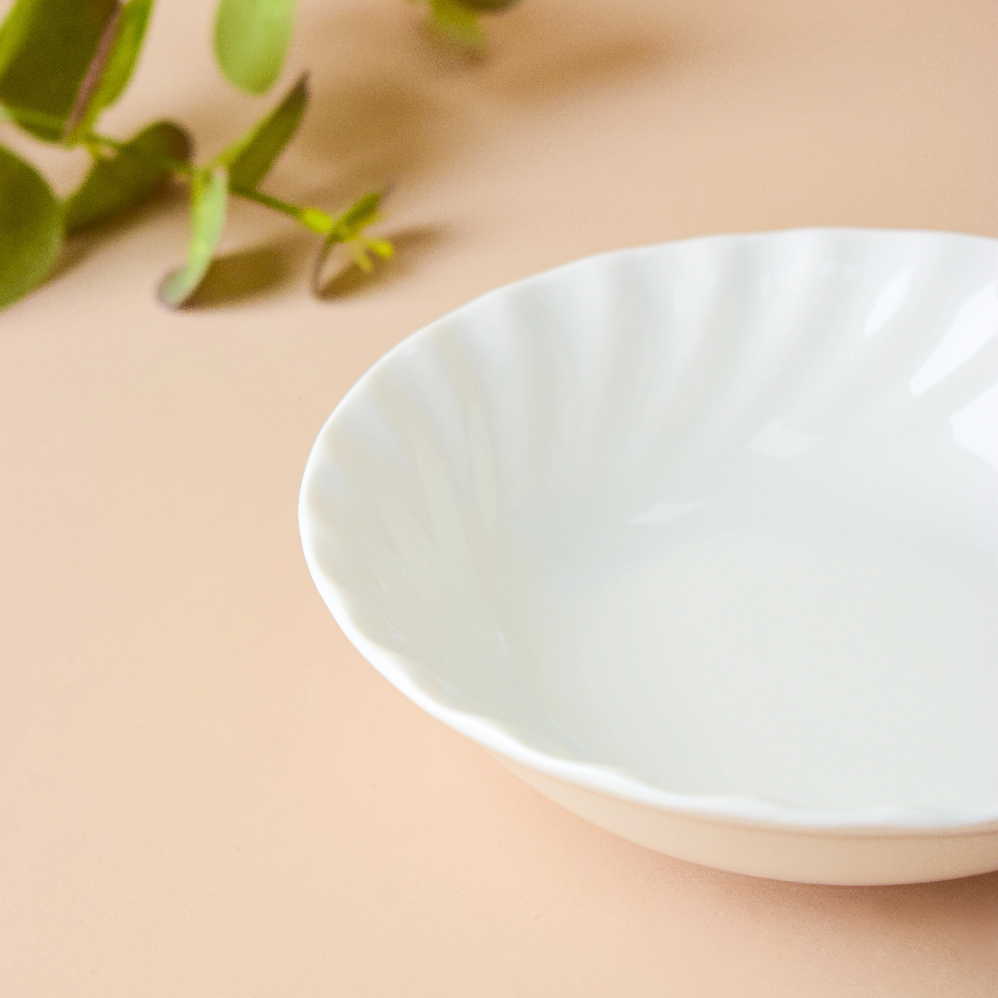 Riona Textured Ceramic Snack Bowl White 250 ml - Image 5