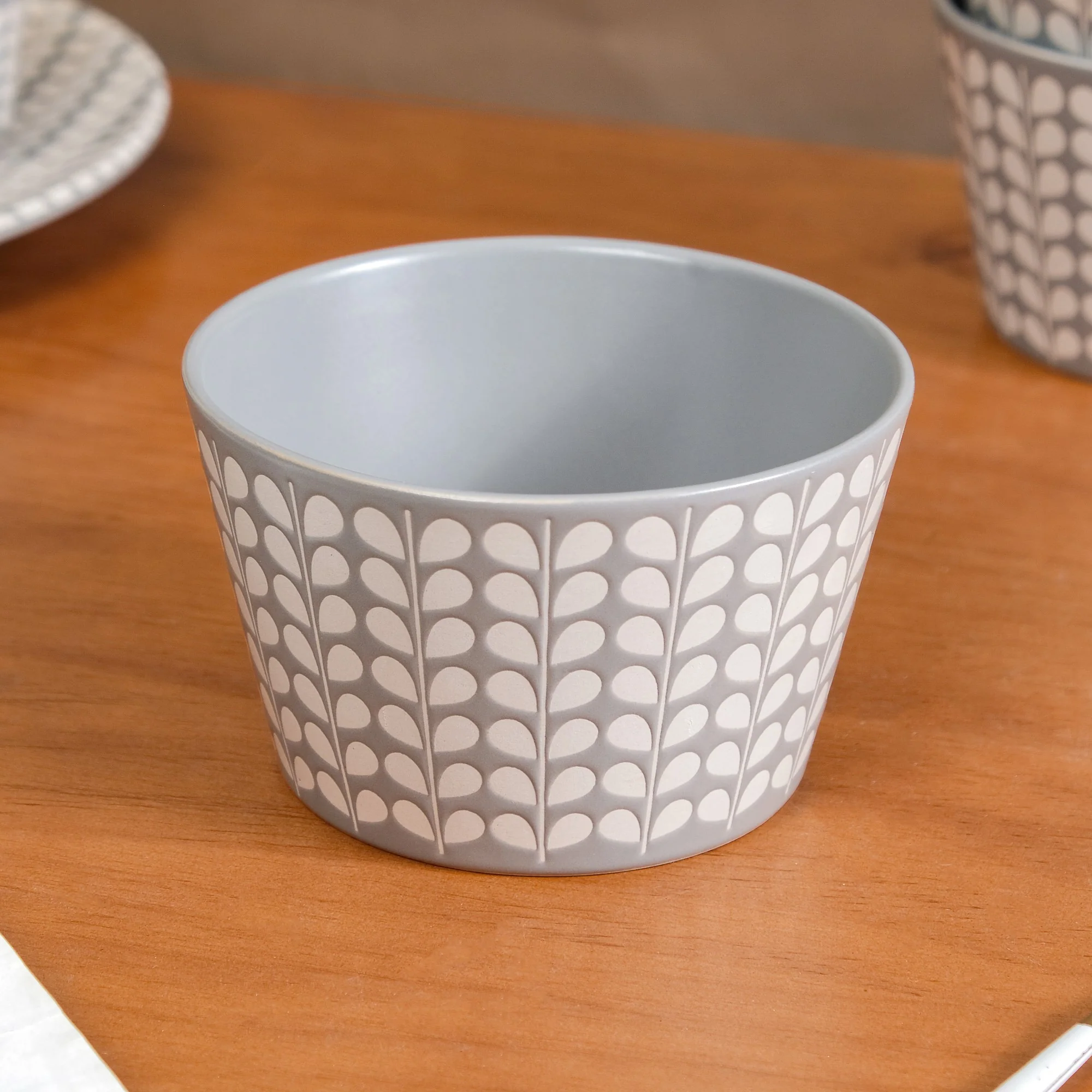 Robinia Ceramic Serving Bowl Set Of 6 600ml - Image 2