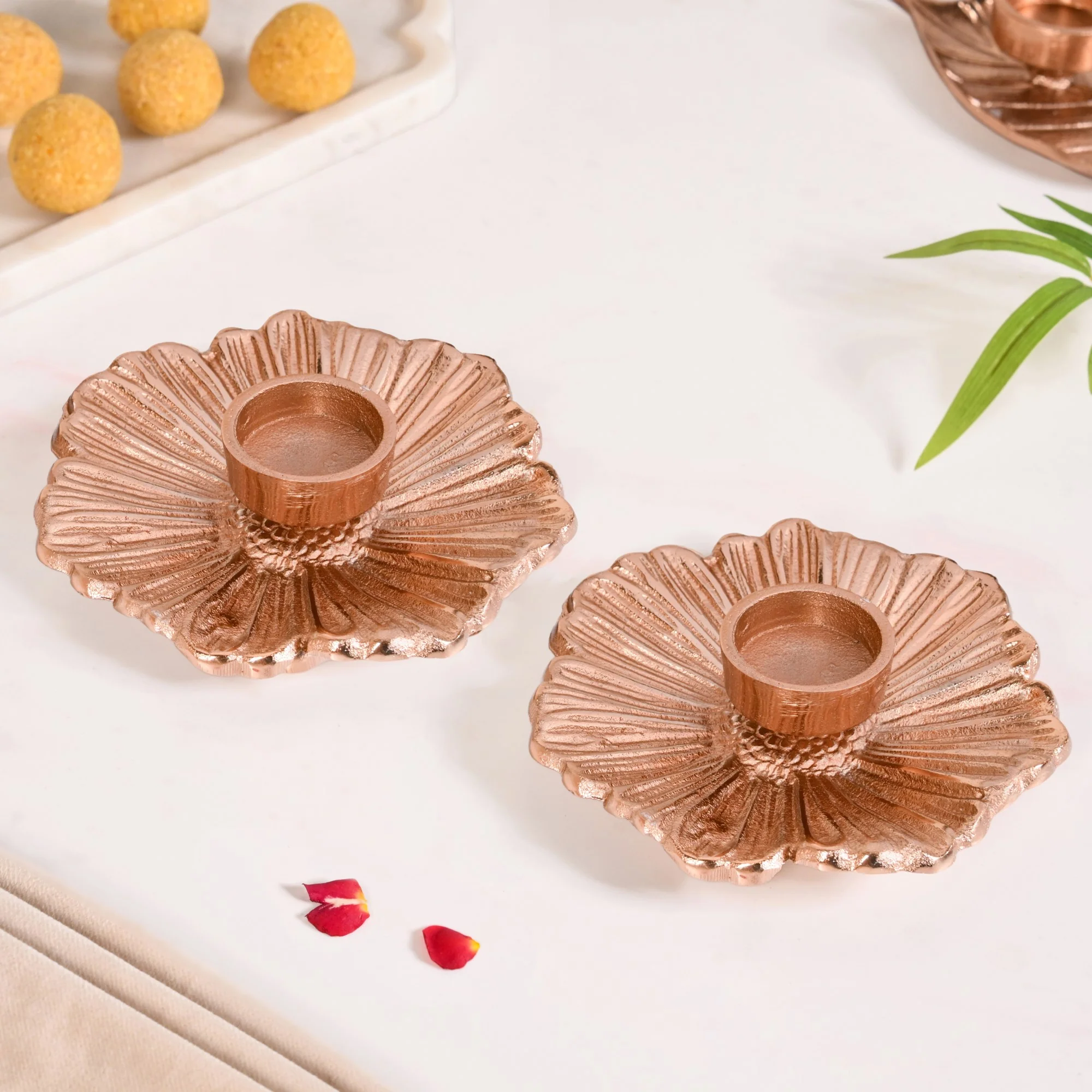 Rose Gold Tealight Candle Holder Set Of 2 In Festive Gift Box - Image 8
