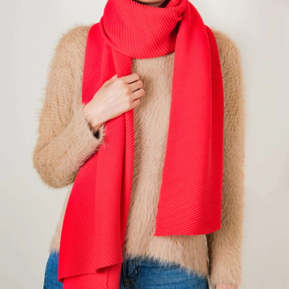 Scarlet Fluted Stole Red - Image 4