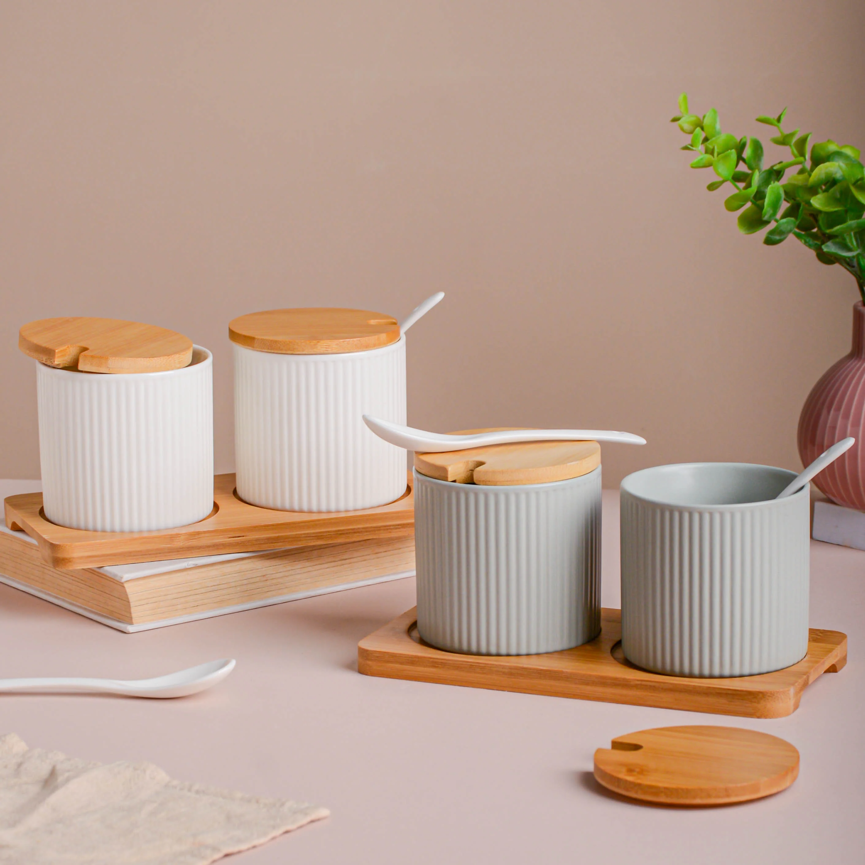 Seasoning Jar Set of 2 with Tray - Image 7
