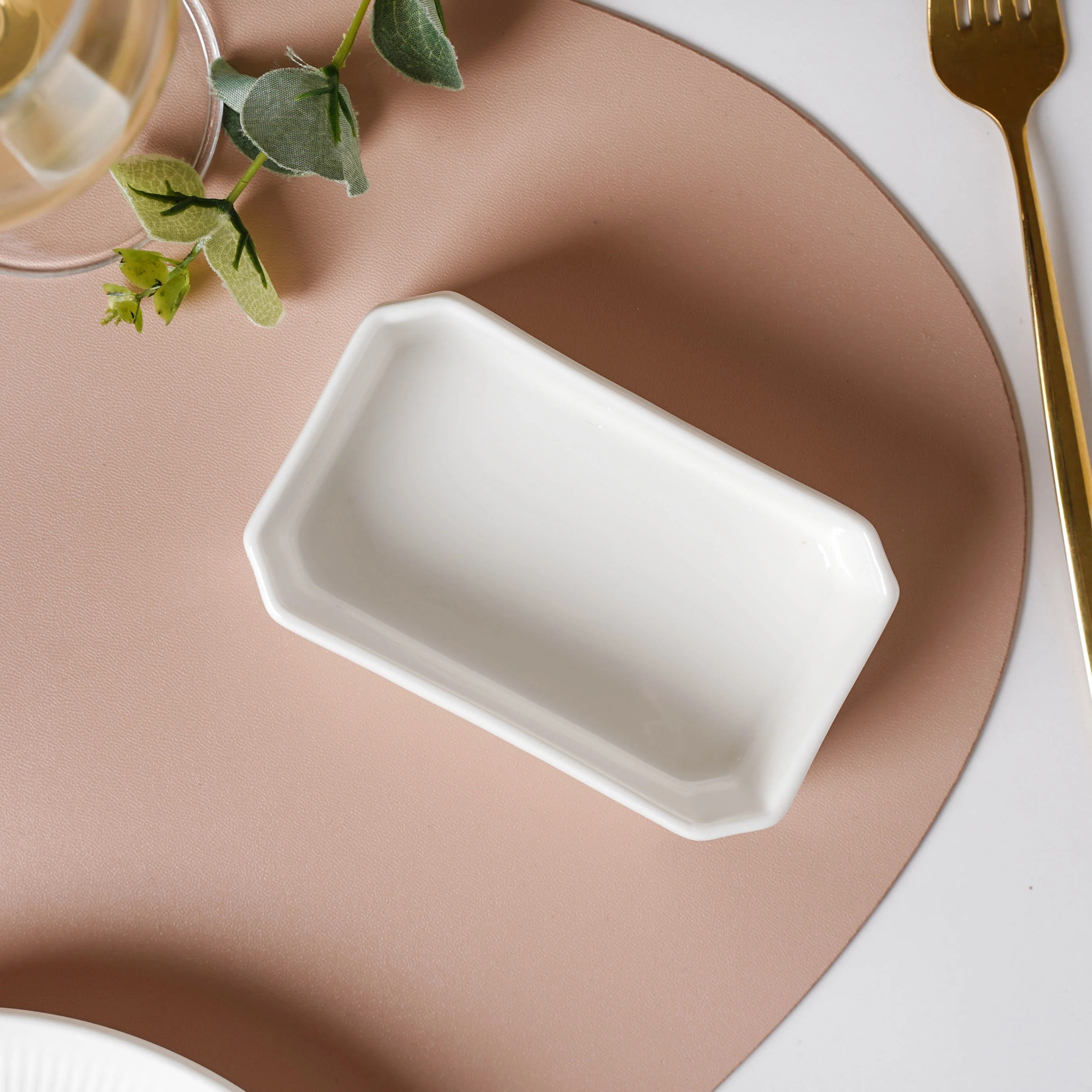 Serena Snowy White Rectangle Dip Bowl - Image 6