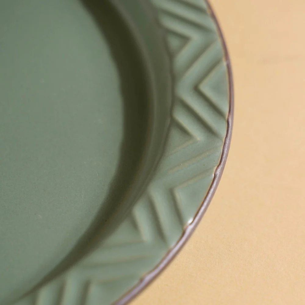 Serenity Snack Plate Green 8 Inch - Image 4