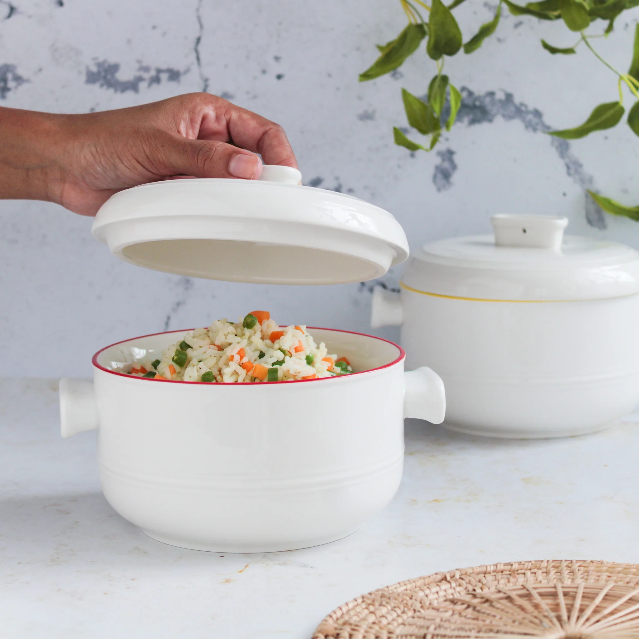 Serving Pot With Lid - Image 9