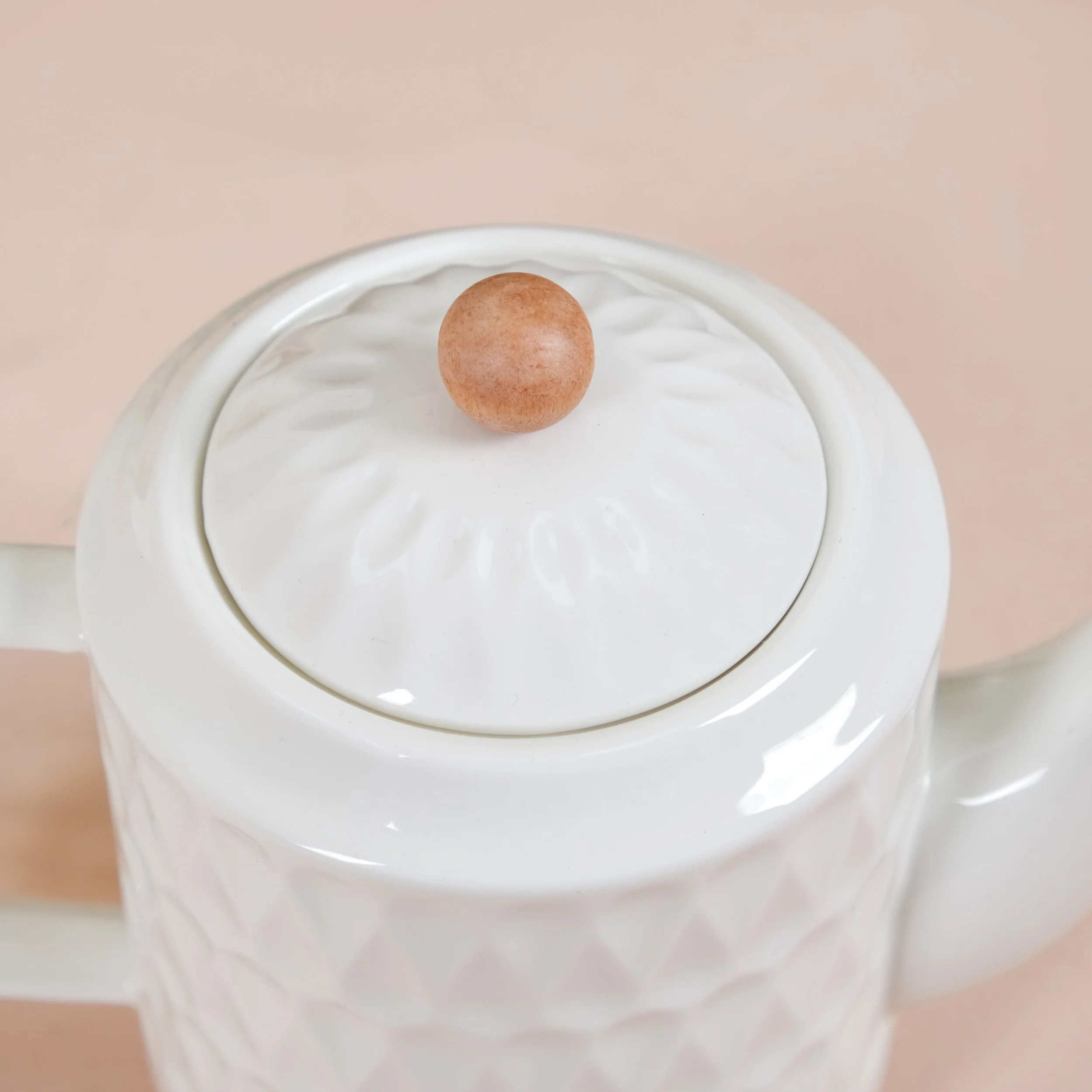 Set Of 4 Chic Teacups With Tea Kettle And Serving Tray - Image 8