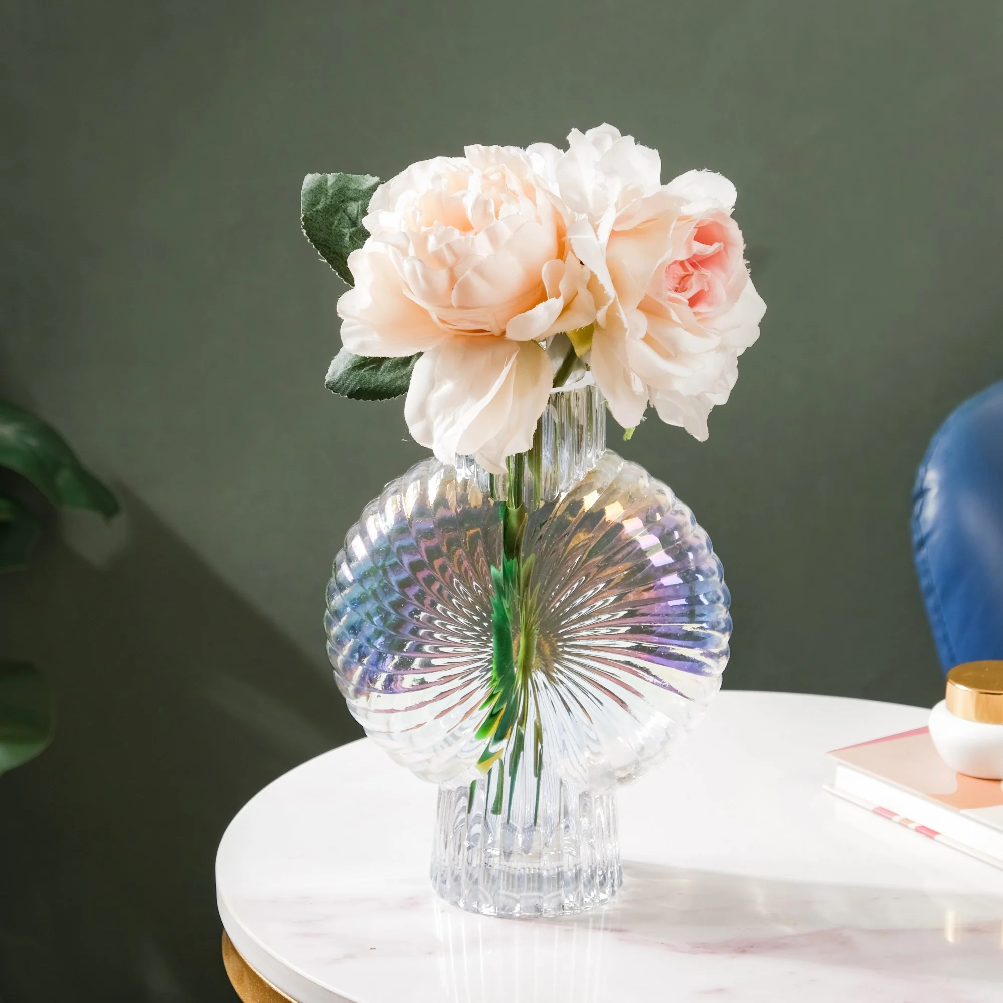 Shimmer Shell Design Glass Vase Small - Image 6