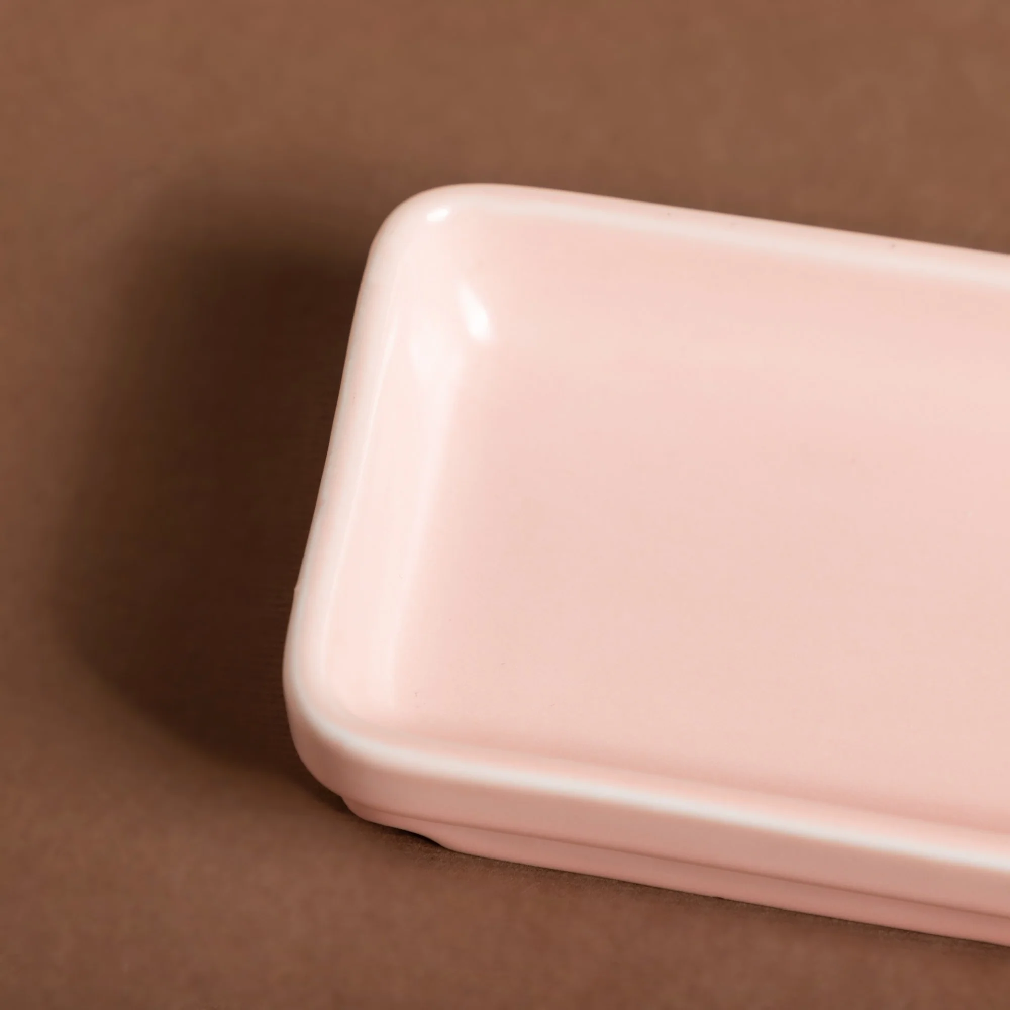 Sleek Pink Long Plate 9 Inch - Image 6