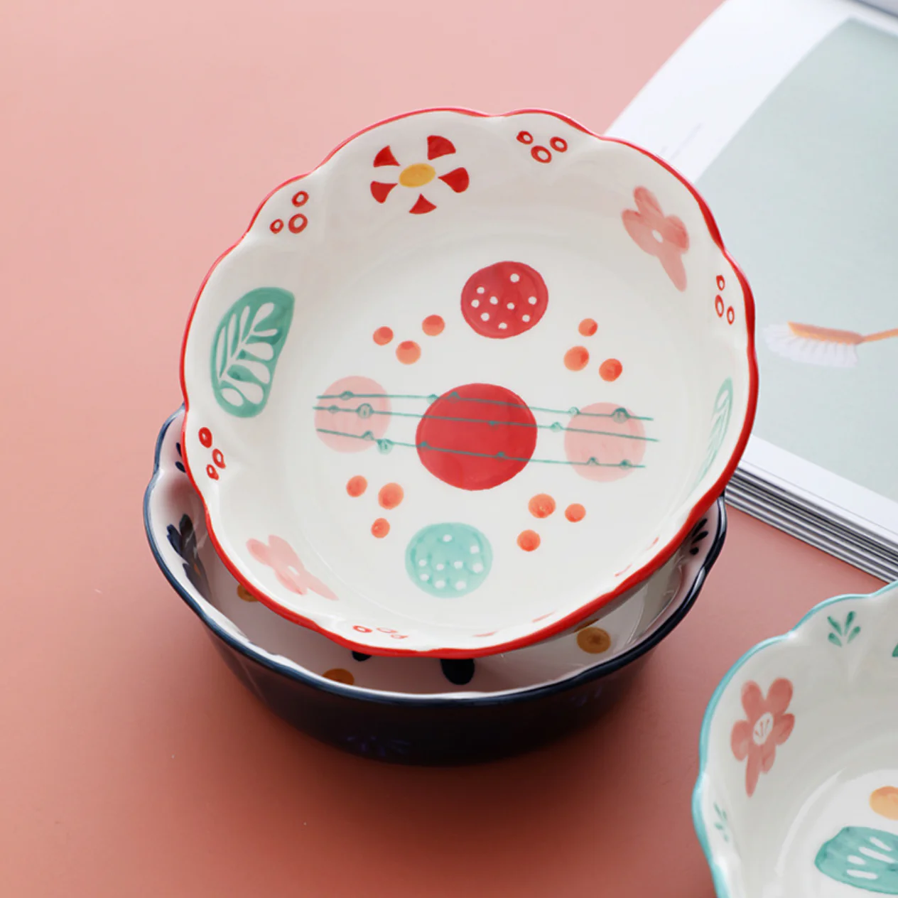 Snack Bowl with Wavy Rim 300 ml - Image 3