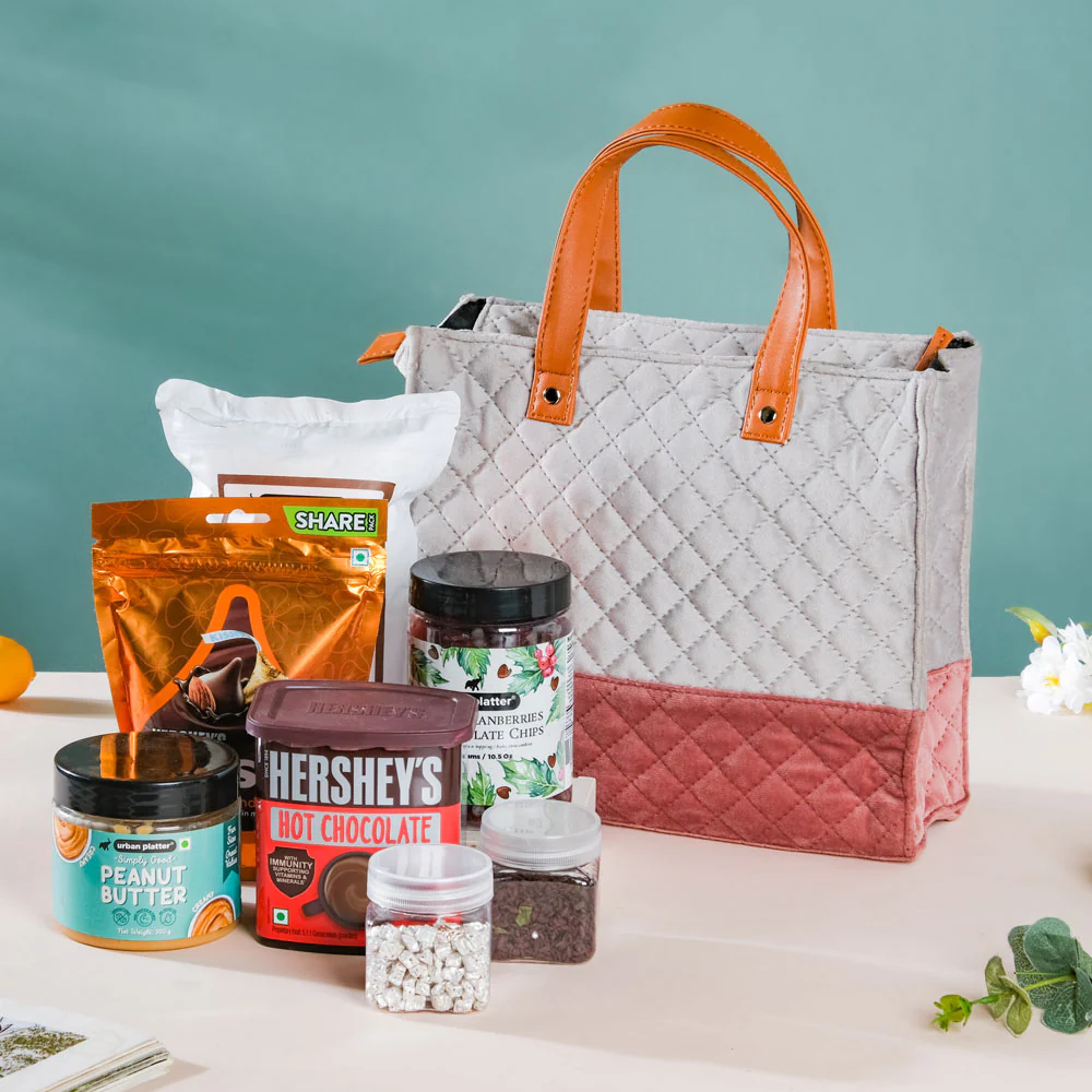 Snack It In-Room Gift Hamper Set Of 8 - Image 2