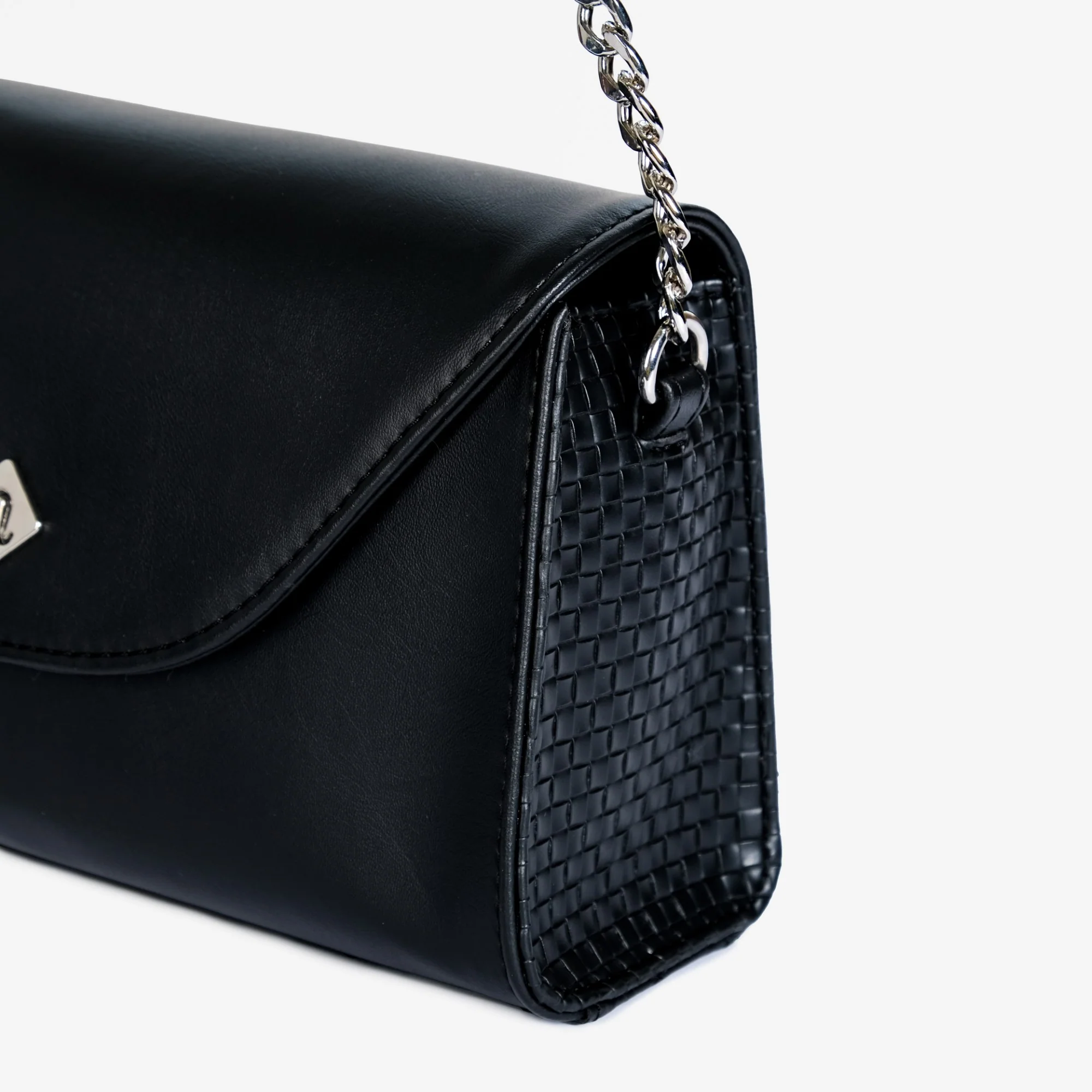 Soi Lisse Black Shoulder Bag - Image 7