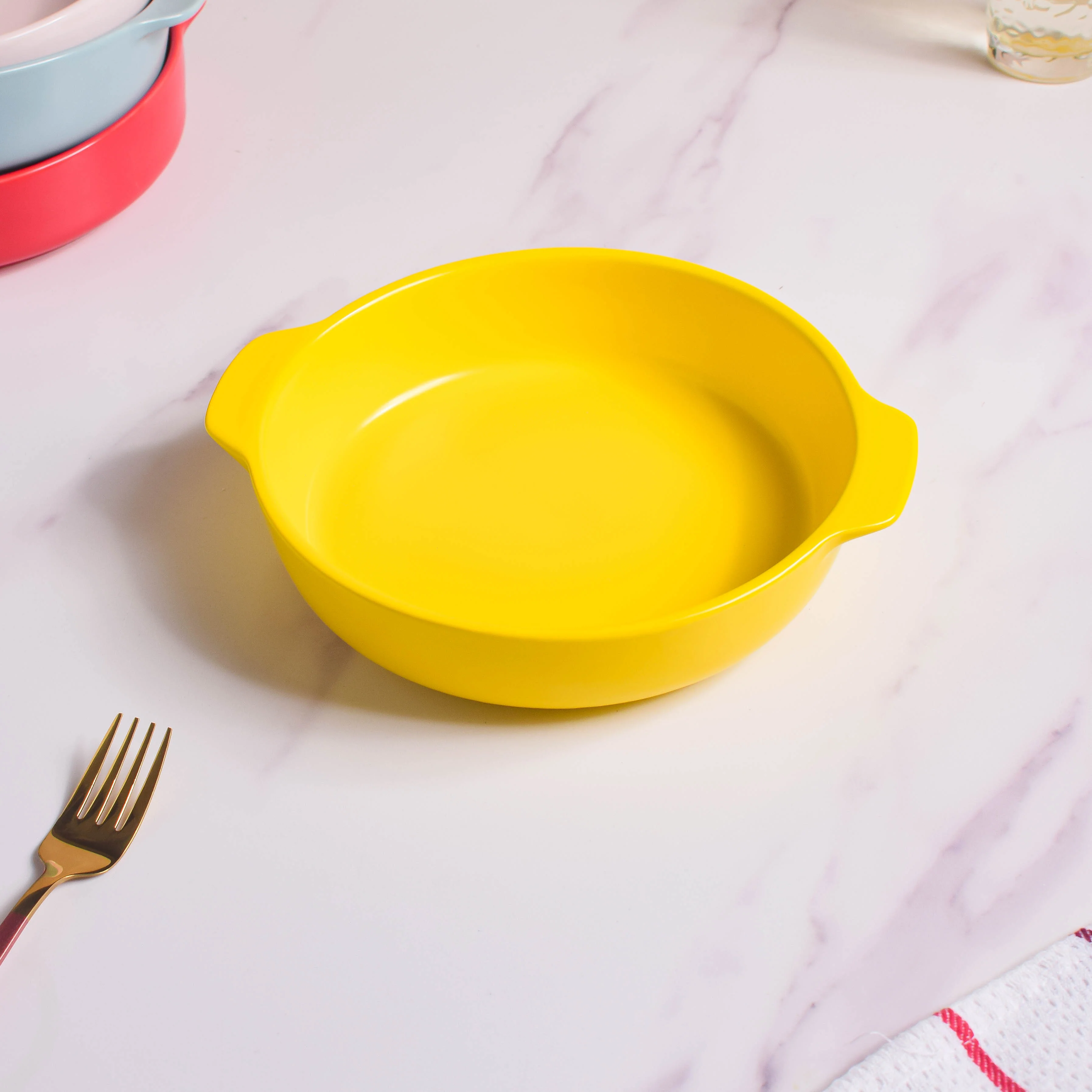 Solid Colored Baking Pot with Handle - Image 5