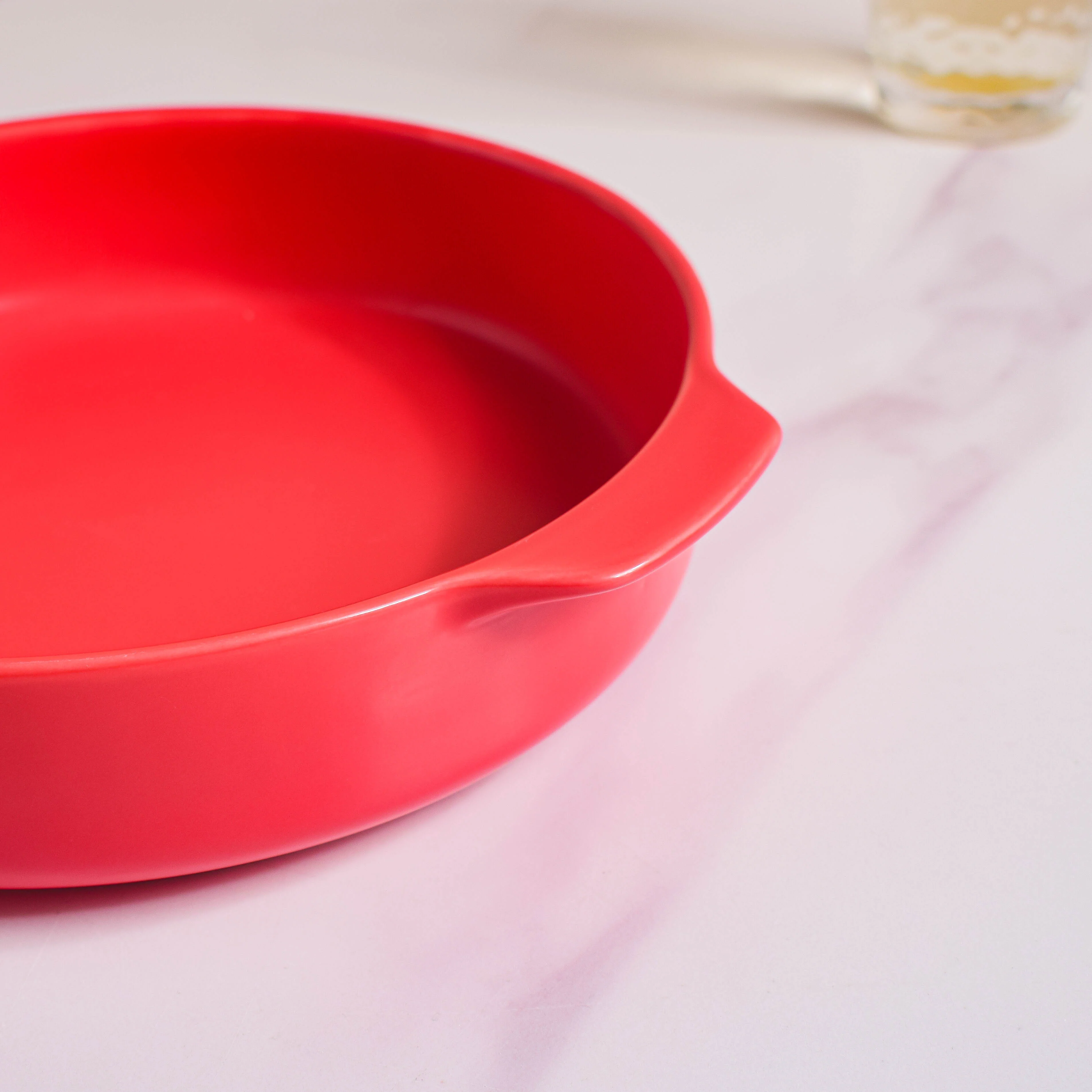 Solid Colored Baking Pot with Handle - Image 8