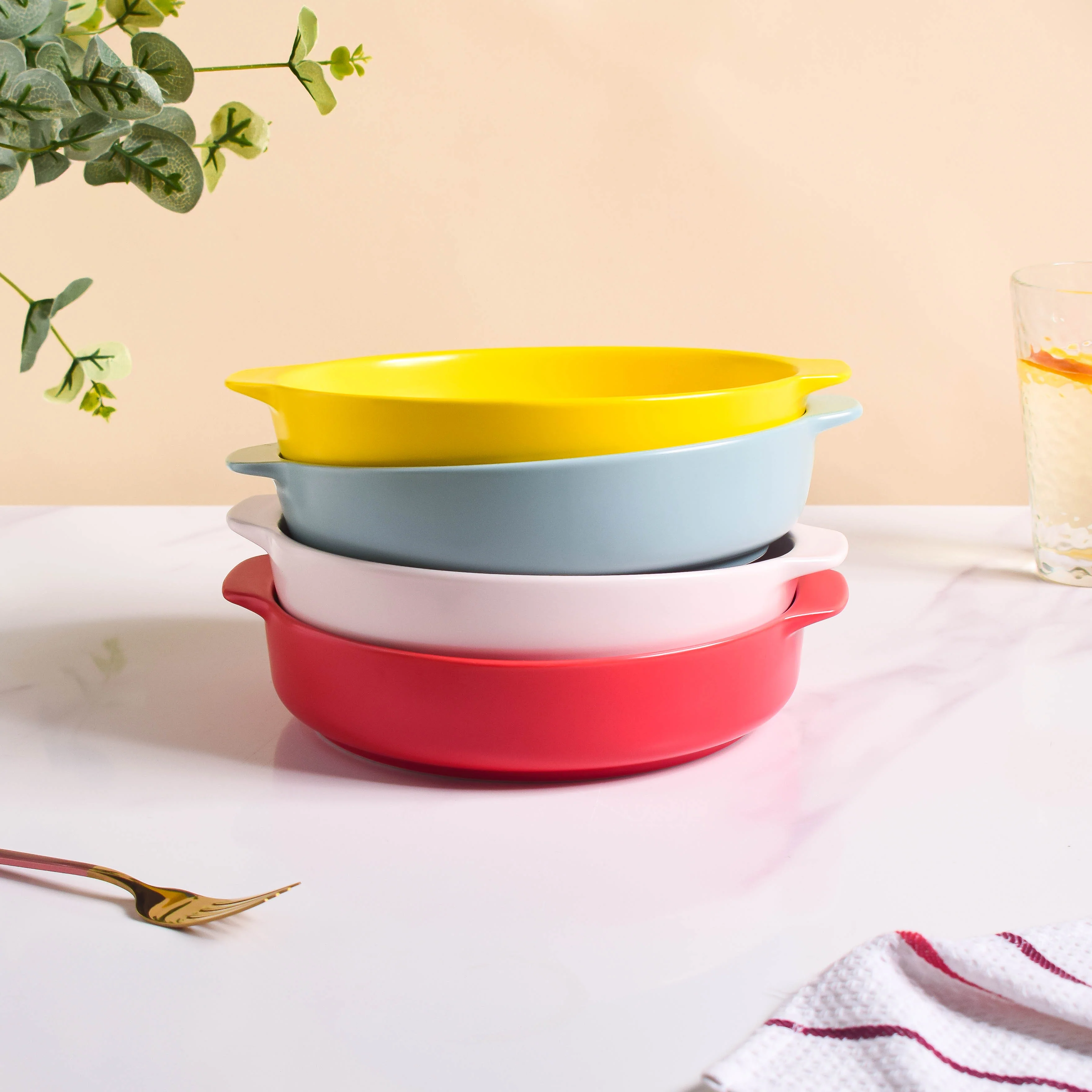 Solid Colored Baking Pot with Handle - Image 9