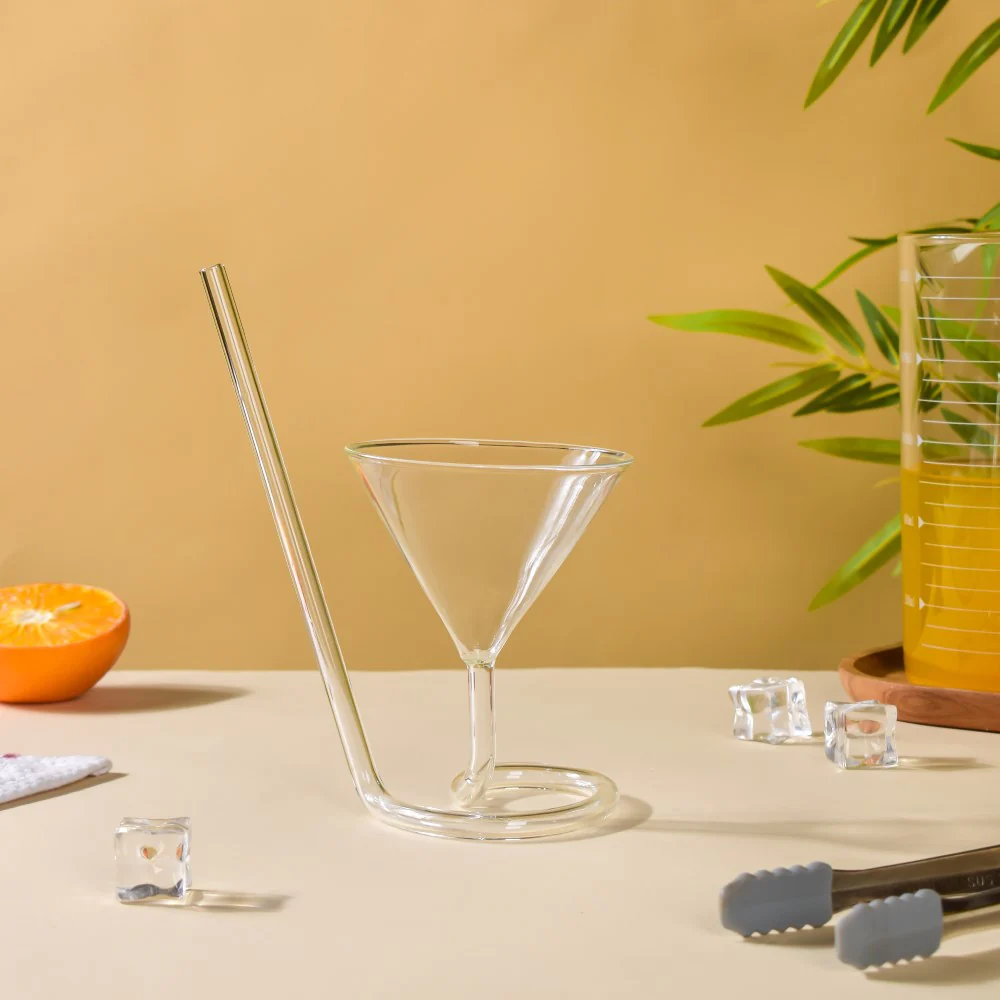 Spiral Cocktail Glass With Straw - Image 4