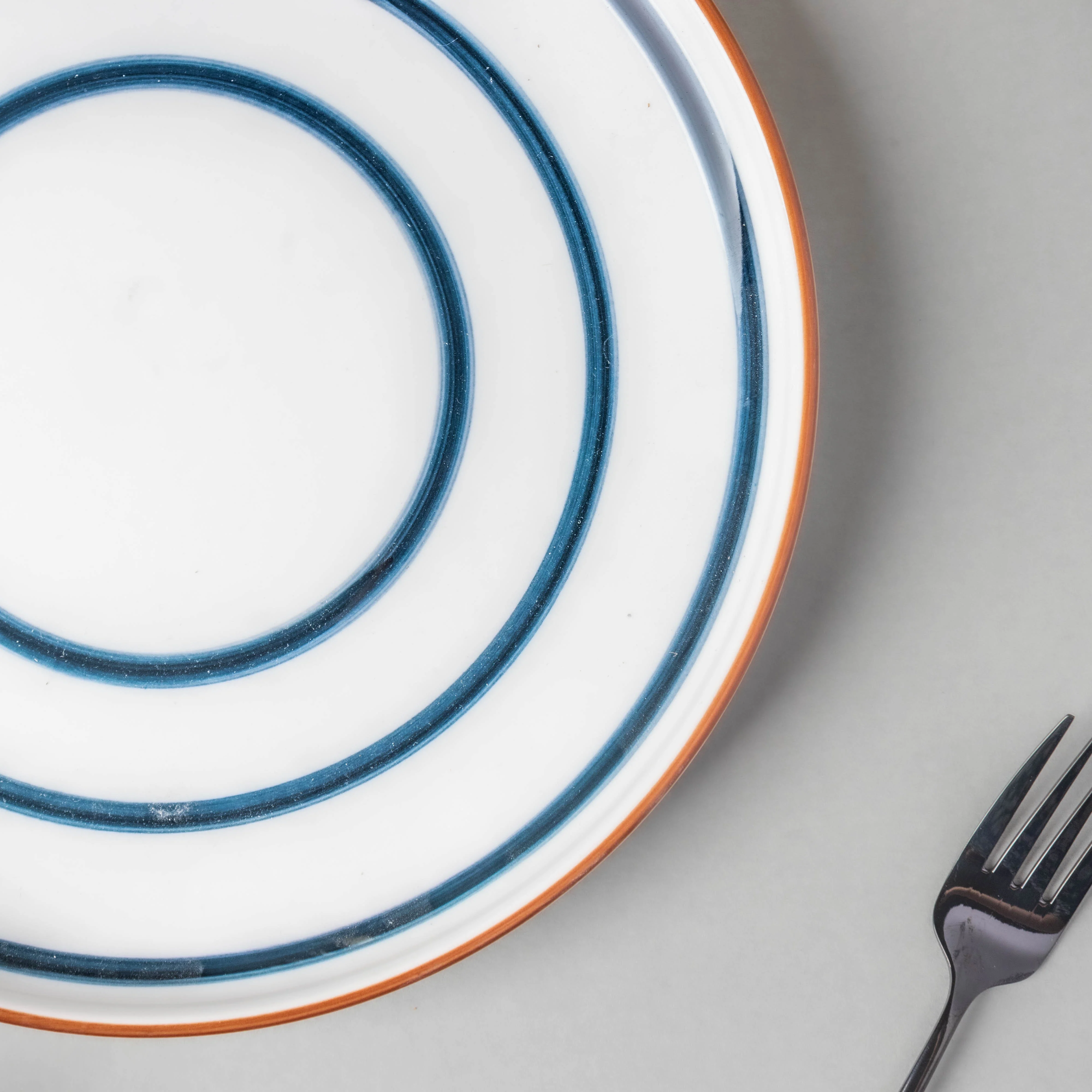 Spiral Dinner Plate Blue 10 Inch - Image 5