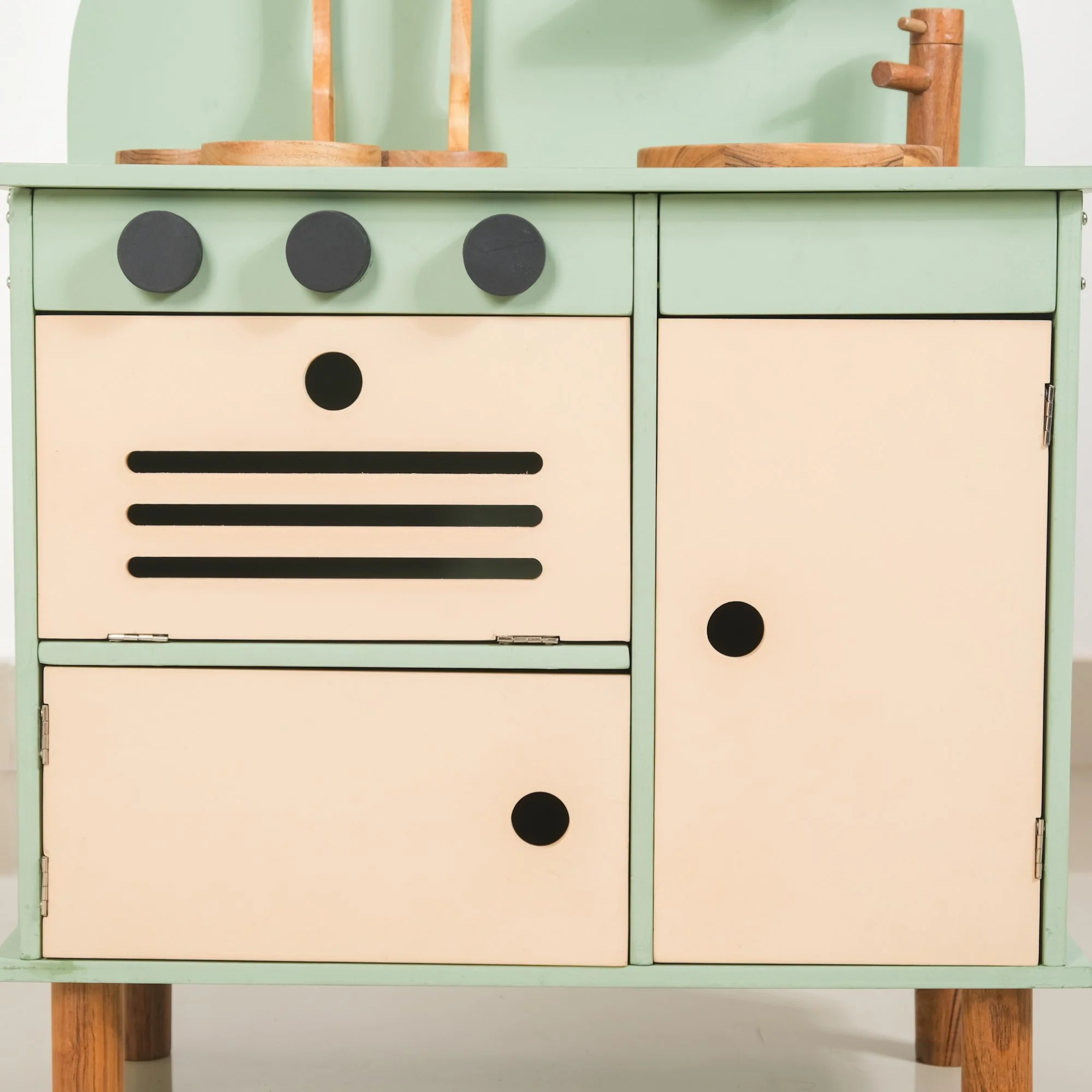 Stimulation Wooden Play Kitchen Set With Utensils - Image 3