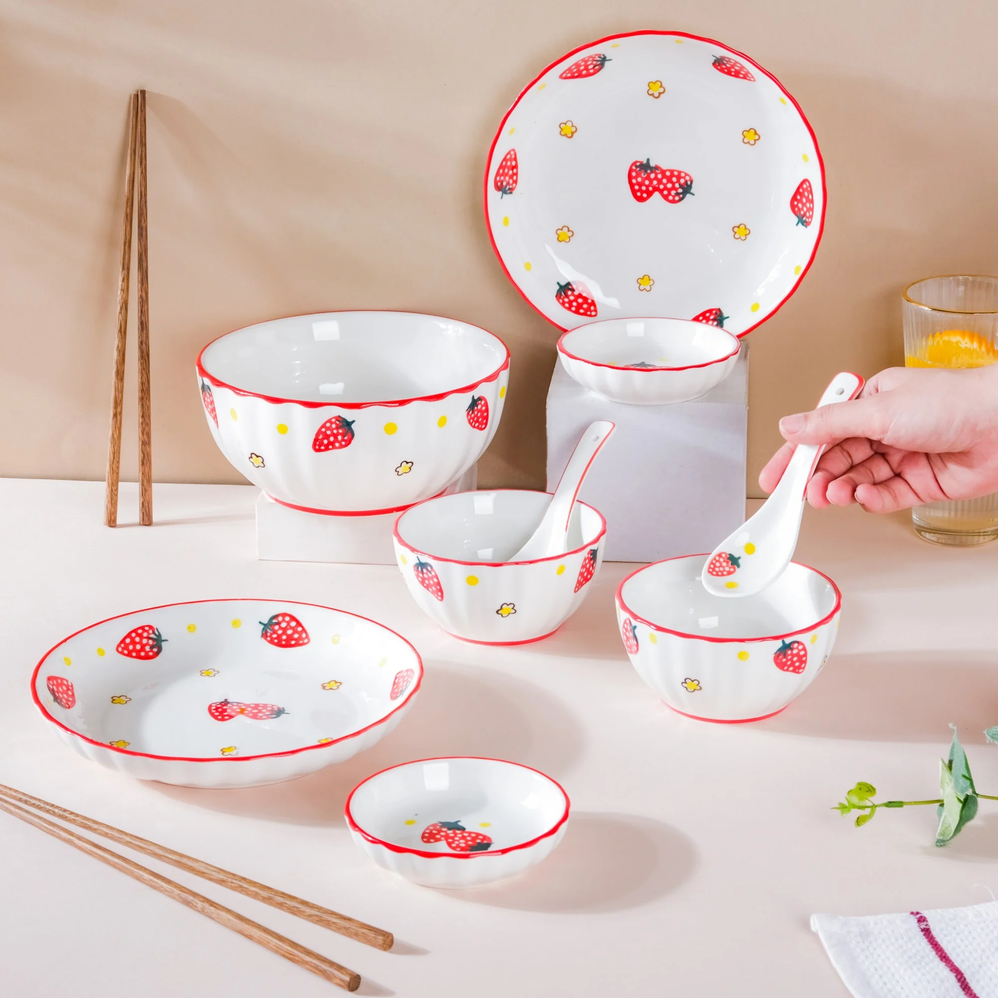 Strawberry 11 Piece Dinner Set For 2 - Image 2