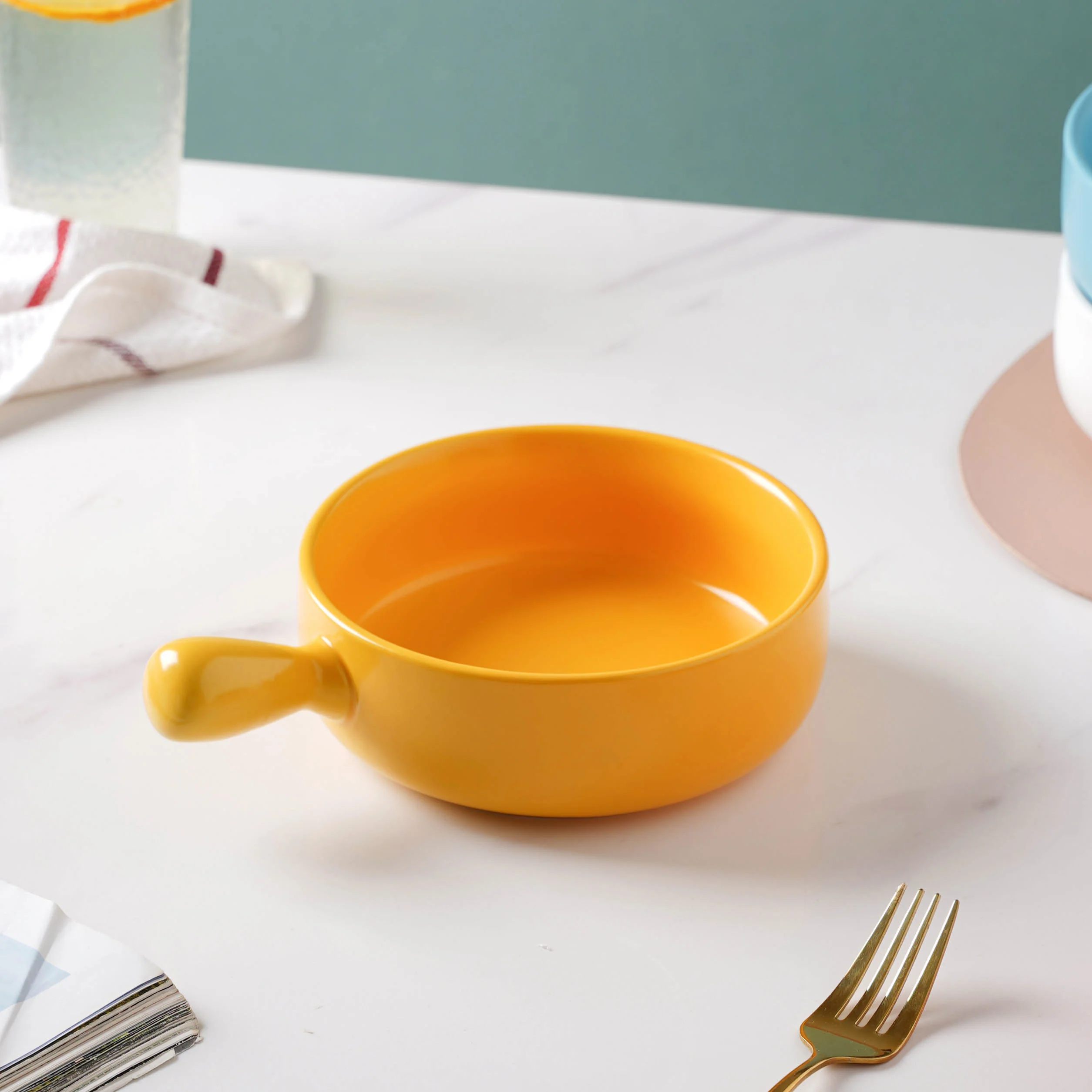 Sunny Side Up Baking Pan With Handle - Image 4