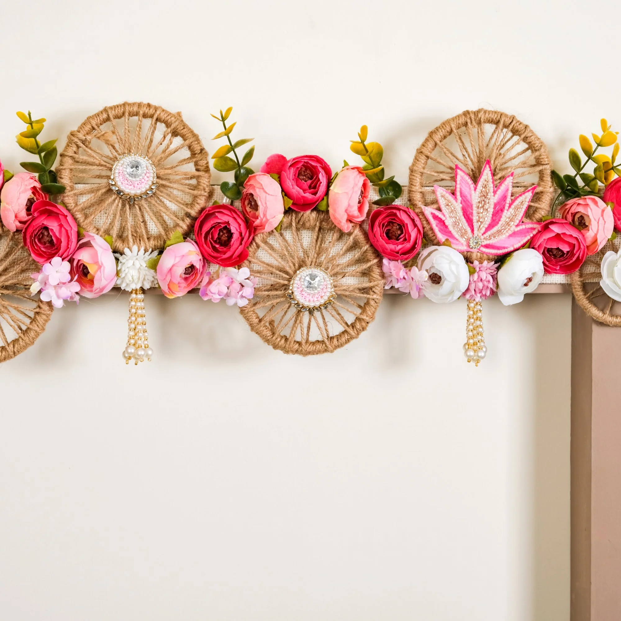 Sustainable Floral Pop Toran For Decoration - Image 4
