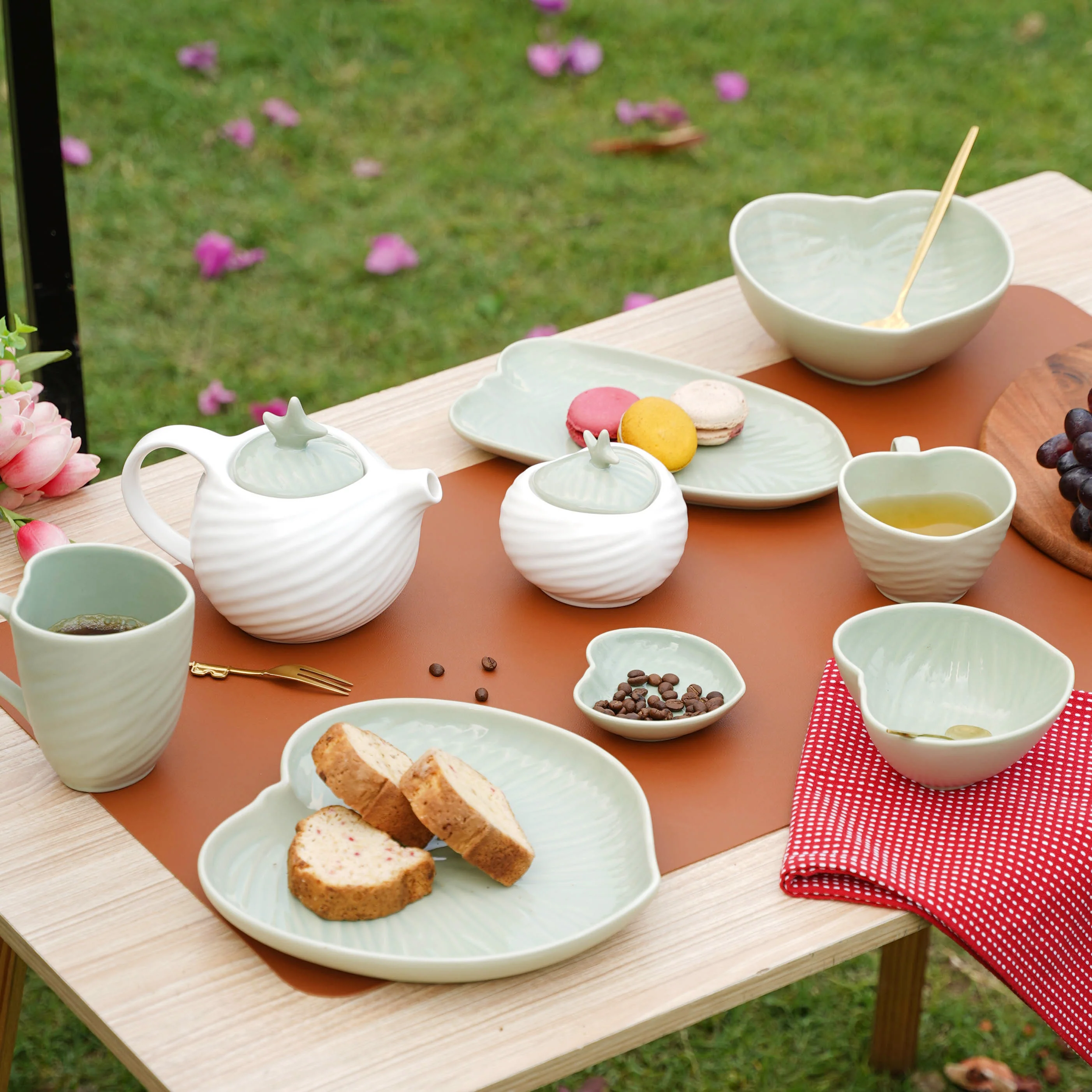 Taro Leaf Dip Bowl - Image 3