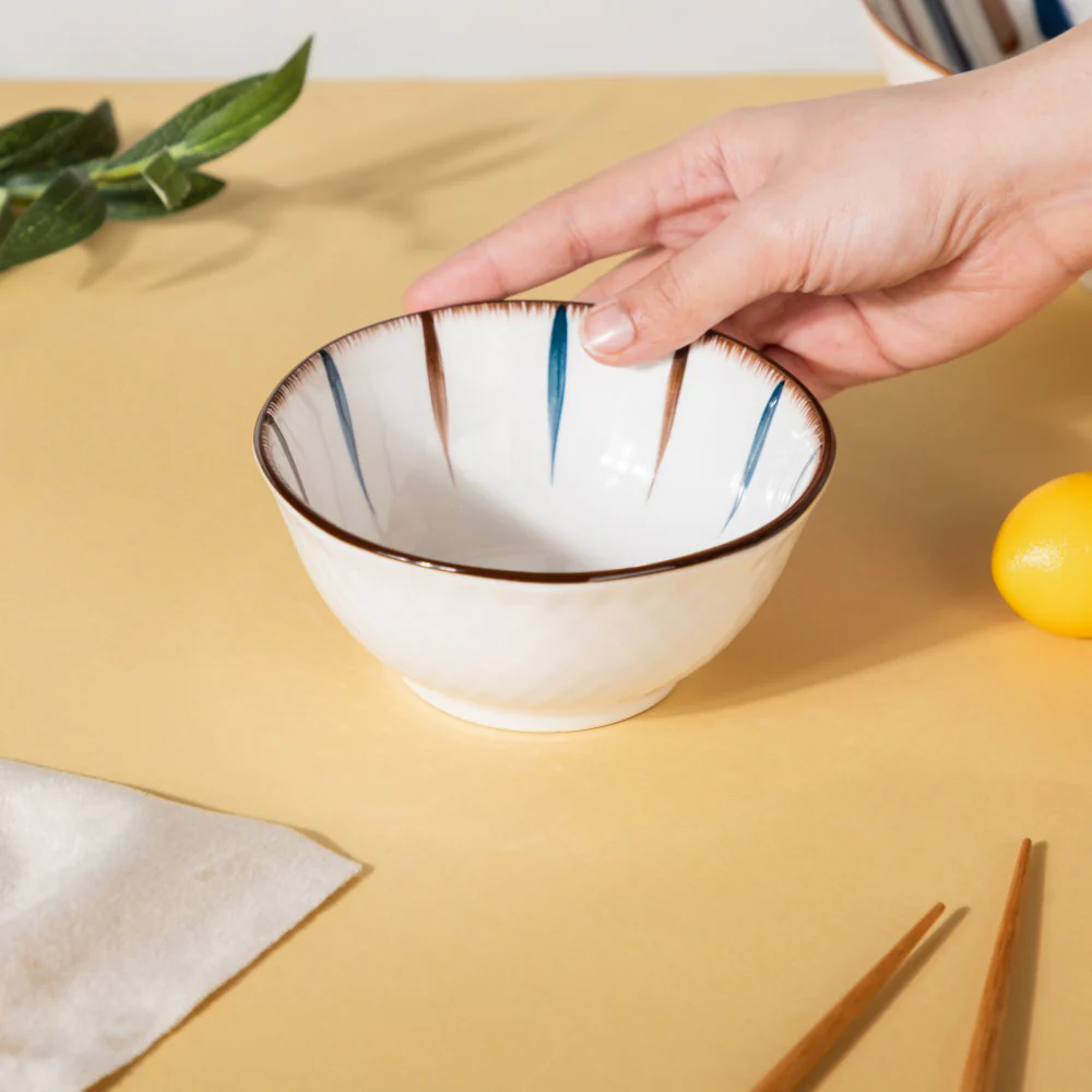 Teardrop White Ceramic Textured Soup Bowl - Image 2