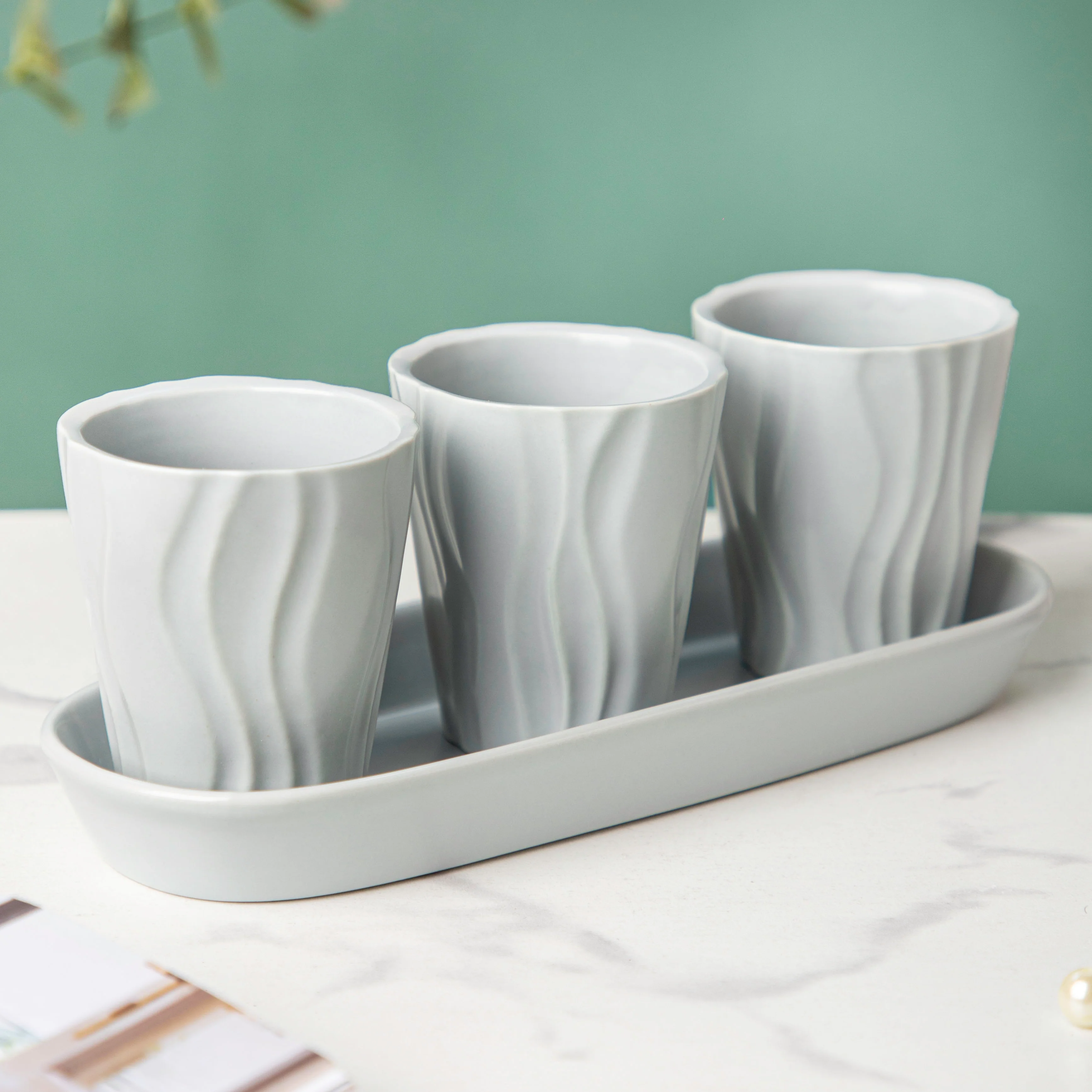 Ternion Wavy Textured Planter Set Of 3 With Plate Grey - Image 3