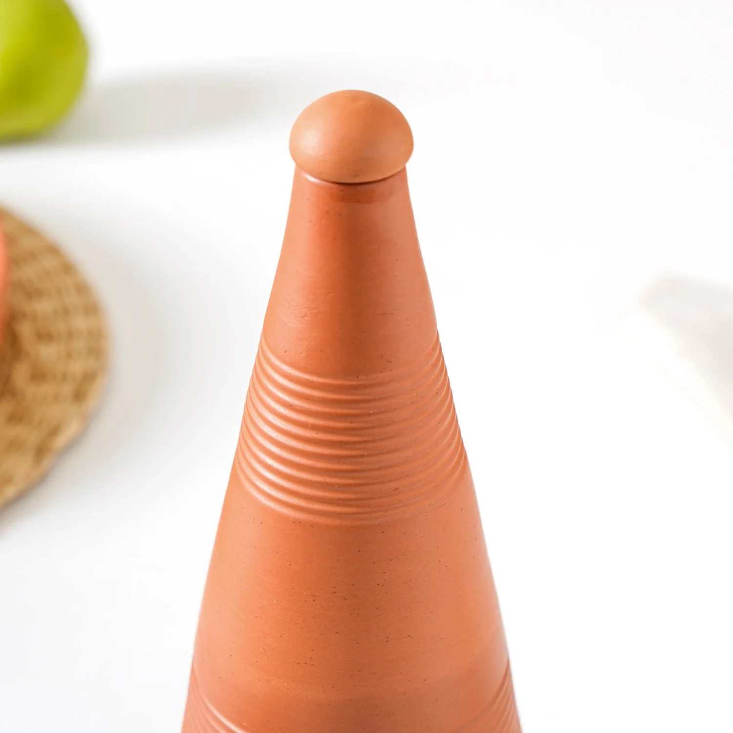 Terracotta Taper Water Bottle 800ml - Image 8