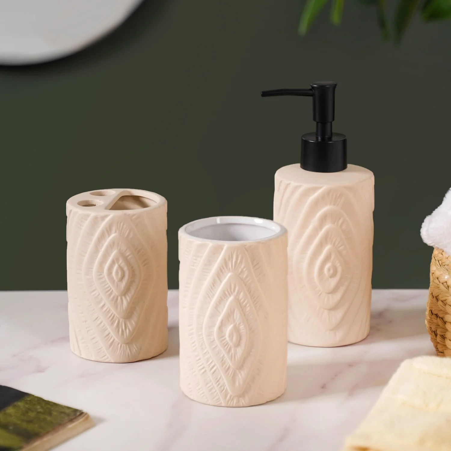 Textured Bathroom Accessories Set Of 3 Beige - Image 3