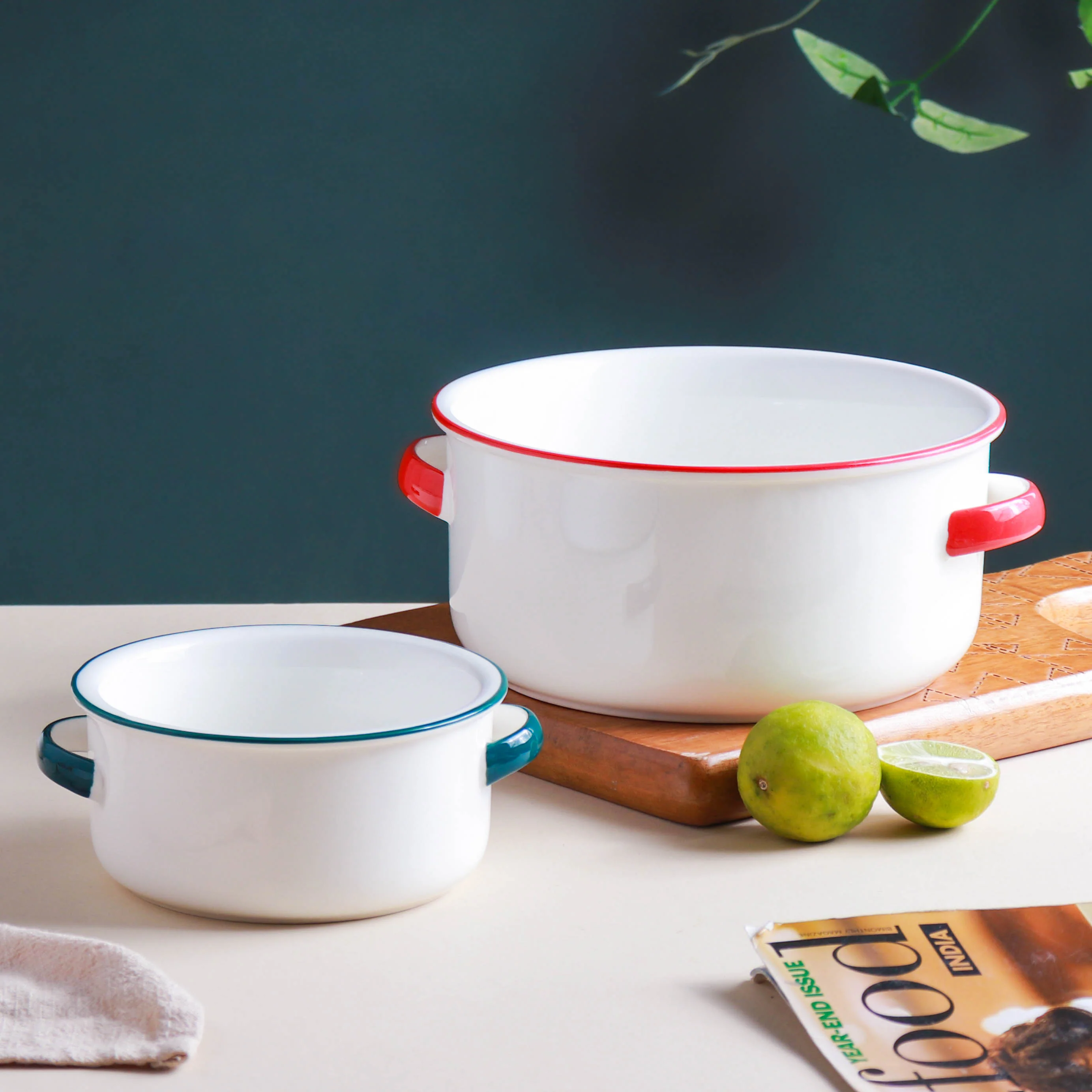 Toujours Serving Bowl With Handle - Image 7