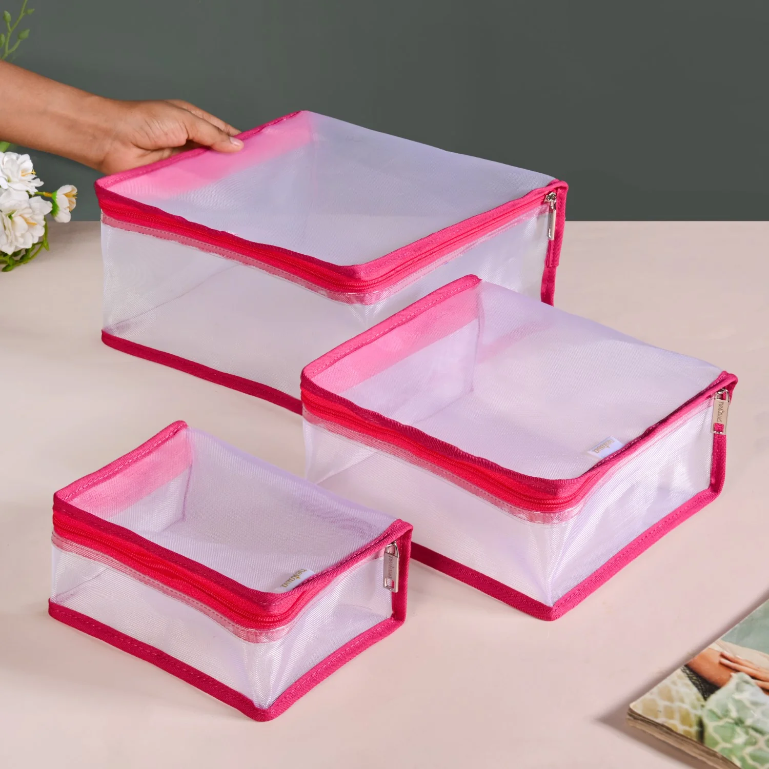 Travel Organiser Storage Bags In Pink Set Of 3 - Image 3